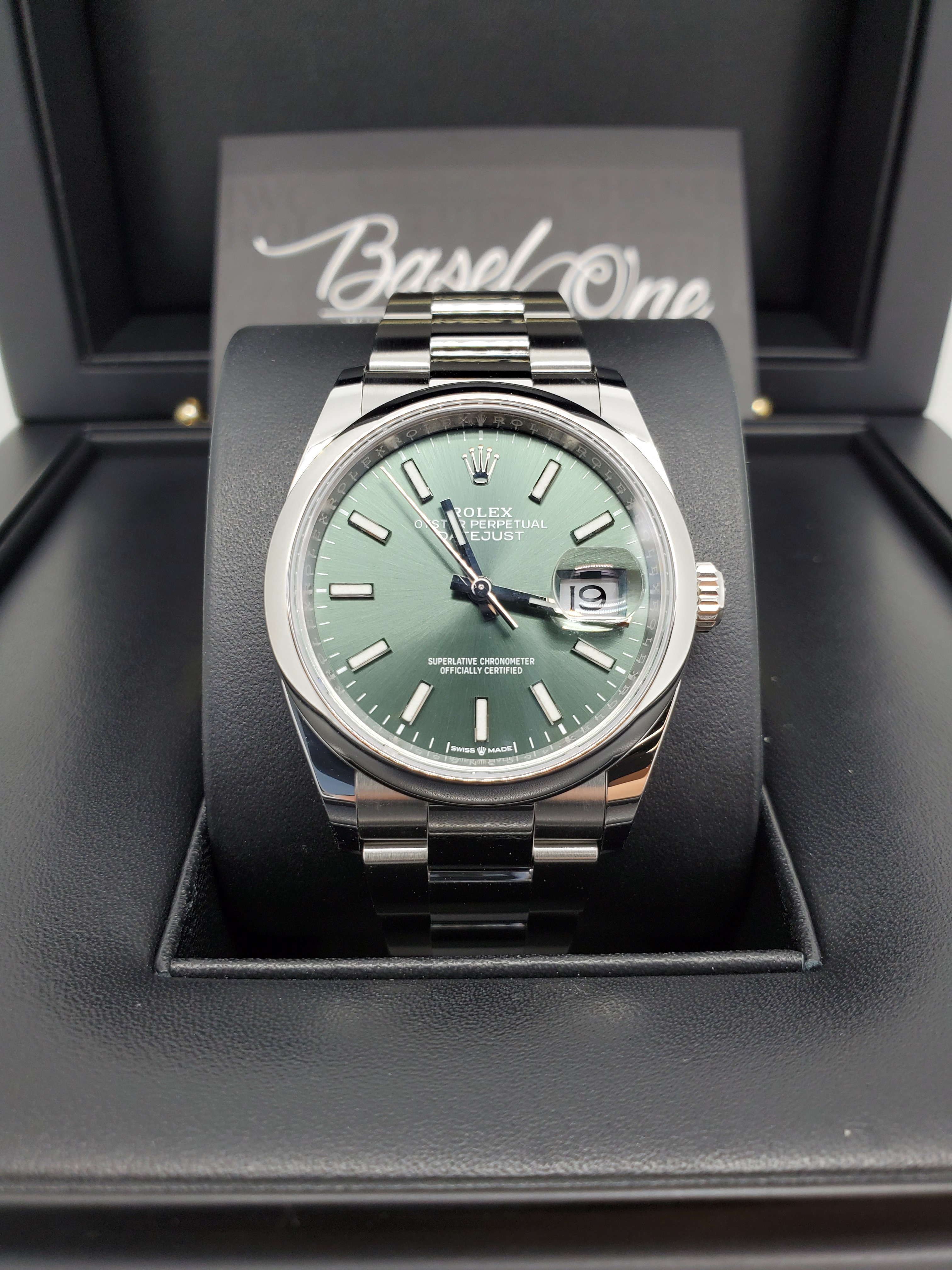 BRAND NEW ROLEX 126200 GREEN DIAL OYSTERSTEEL DATEJUST 36 OYSTER STRAP 36 MM