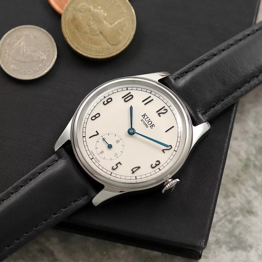 Old Smith 90-001 - Arabic/Blue hands with Black Leather Strap (Sapphire Glass)