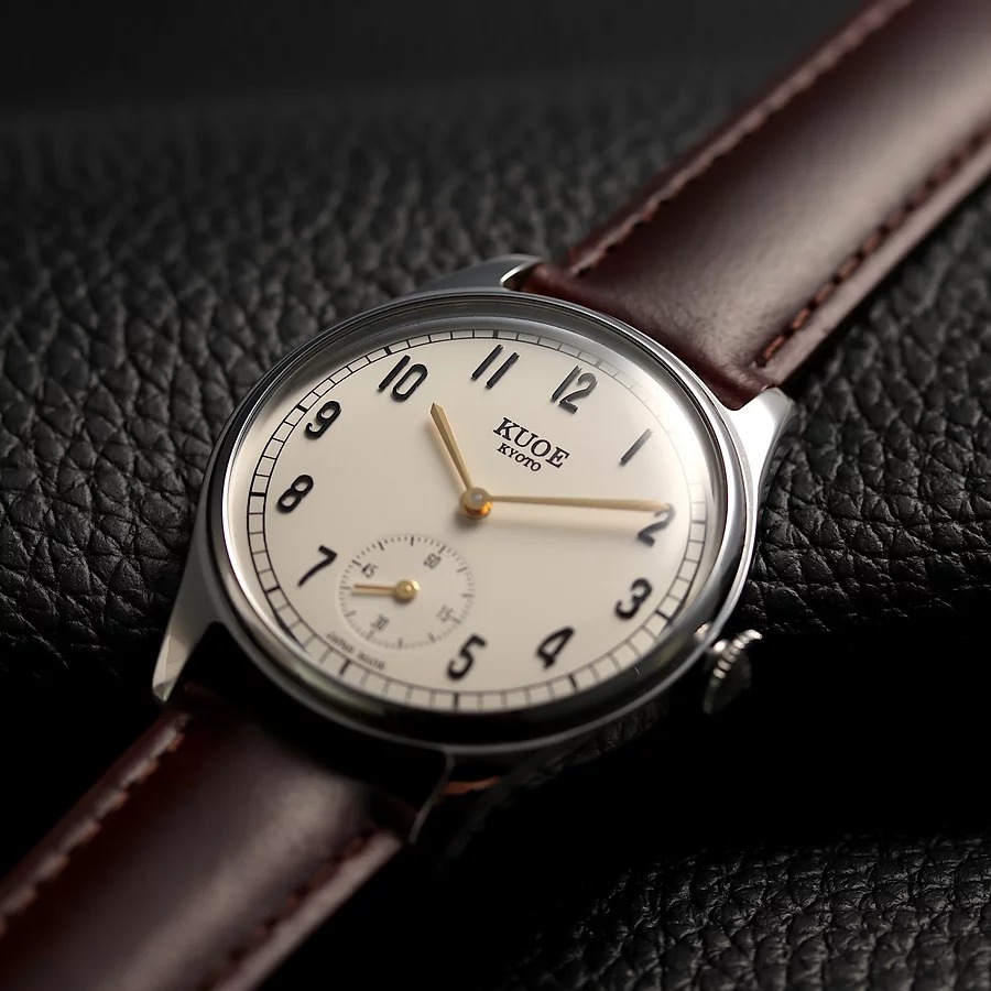 Old Smith 90-001 - Arabic/Gold Hands with Brown Leather Strap (Sapphire Glass)