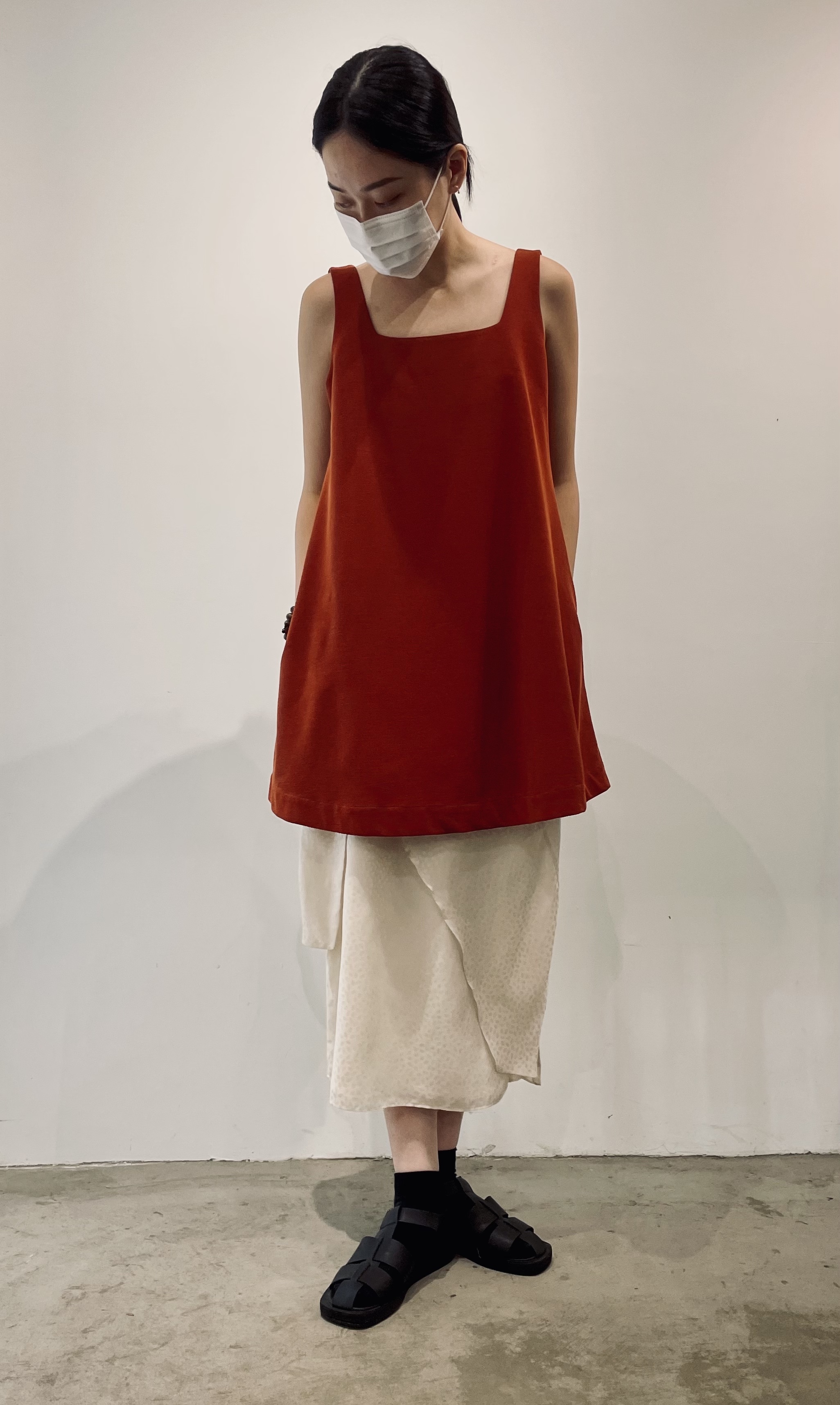 無袖方領小洋裝