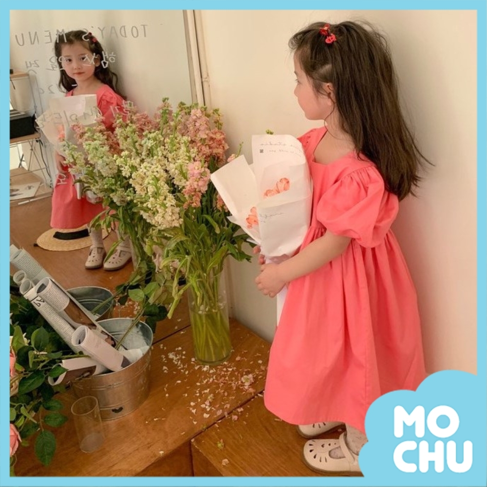 純粉色方領連衣裙