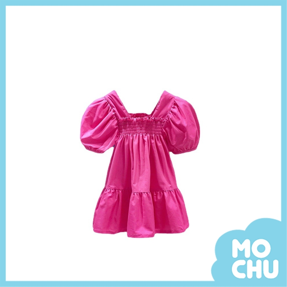 玫紅色泡泡袖連衣裙