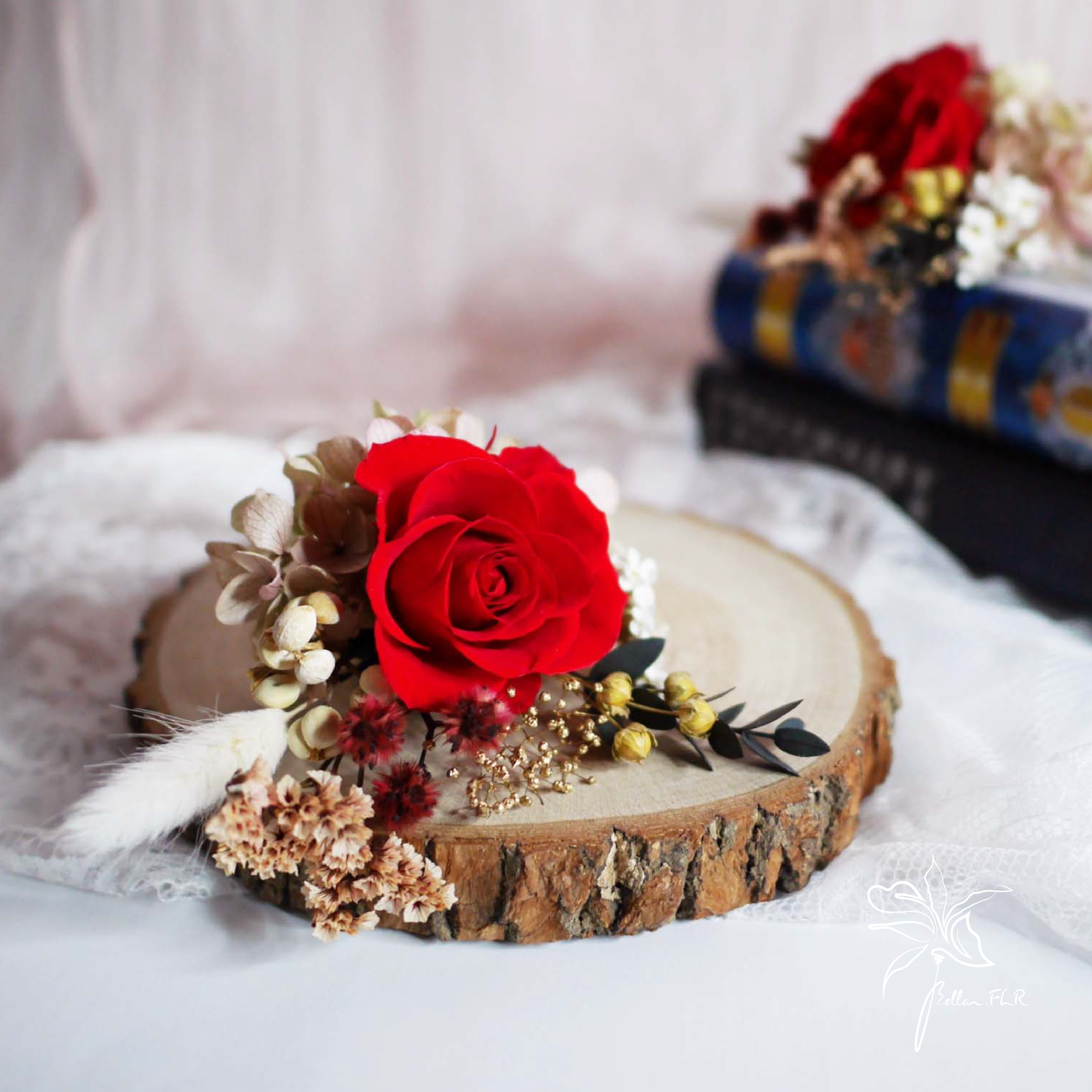 【不朽的愛戀】永生玫瑰胸花