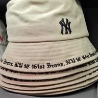 [S] MLB GOTHIC BUCKET HAT NEW YORK YANKEES,WHITE, 3AHTHG01NK0002-50BGS (SMLB59)