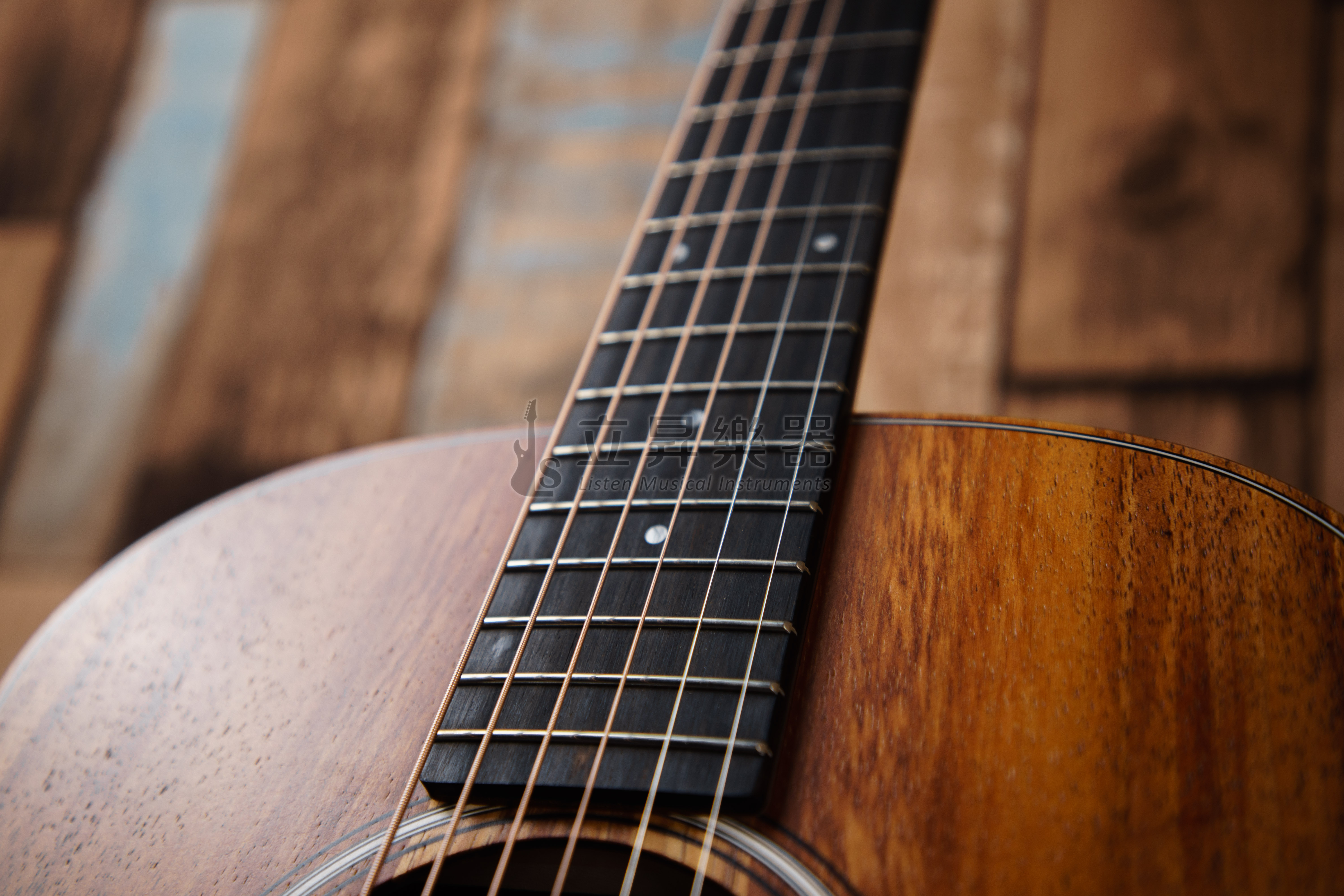 Taylor Taylor GS Mini-e KOA 36吋 旅行吉他 全相思木面單 ES-B拾音器 附原廠琴袋 第 4 張圖片｜三峽吉他 / Bass