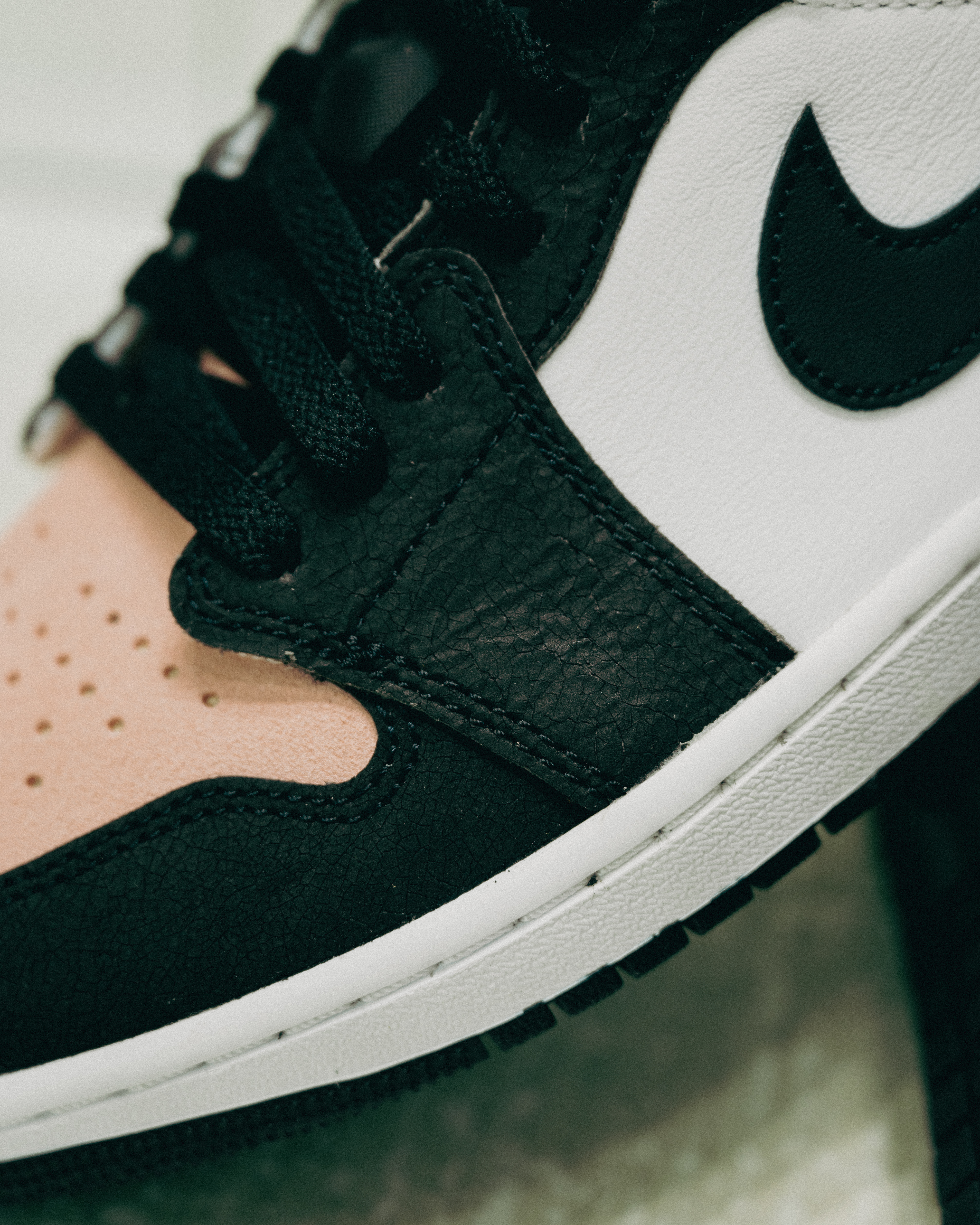 [現貨] Air Jordan 1 Low Bleached Coral CZ0790-061