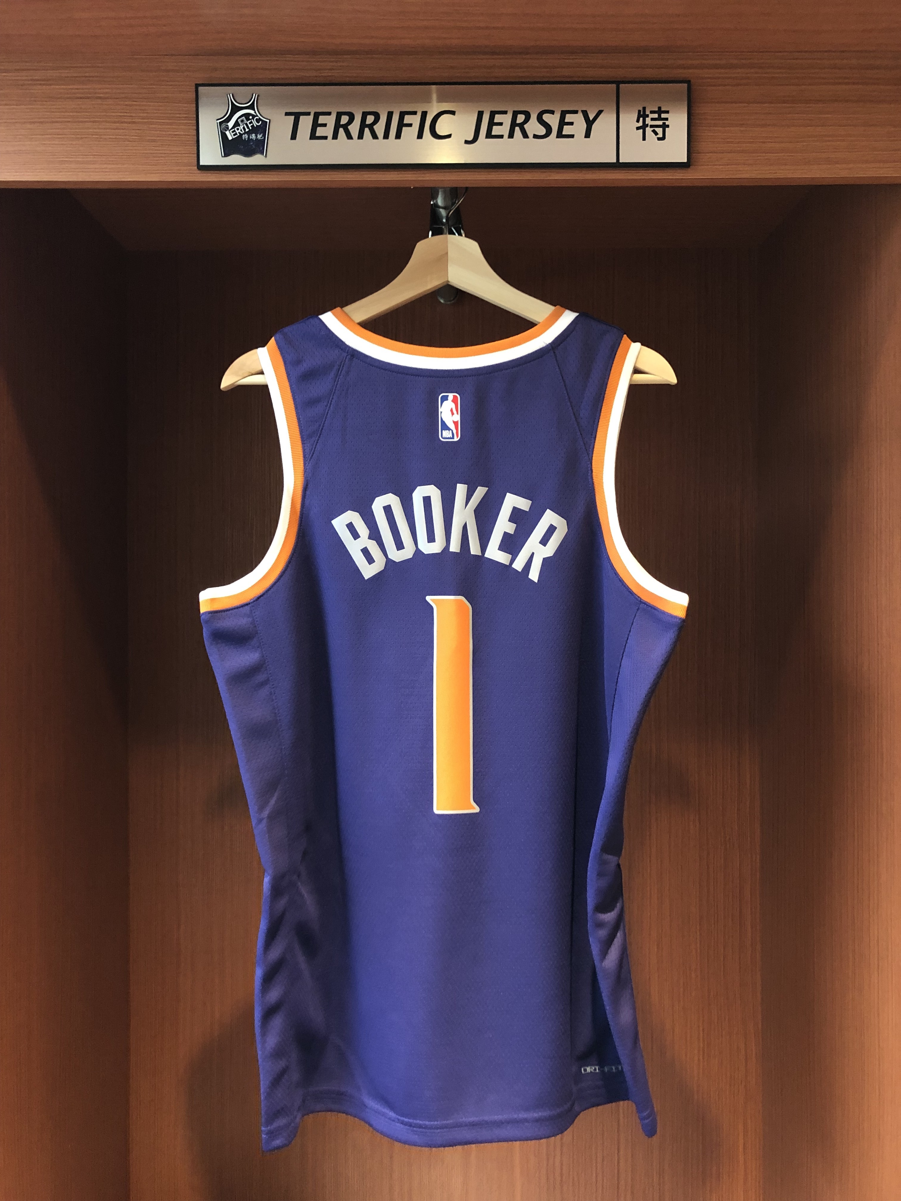 NBA球衣 Devin Booker 鳳凰城太陽紫 舊版 Icon Nike Swingman 球迷版 熱轉印 含贊助商標 全新