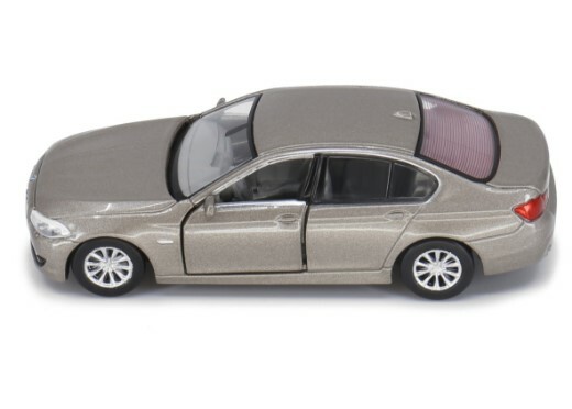 Tiny 城市 CN1 合金車仔 - 寶馬5系 F10 金 (左駕)