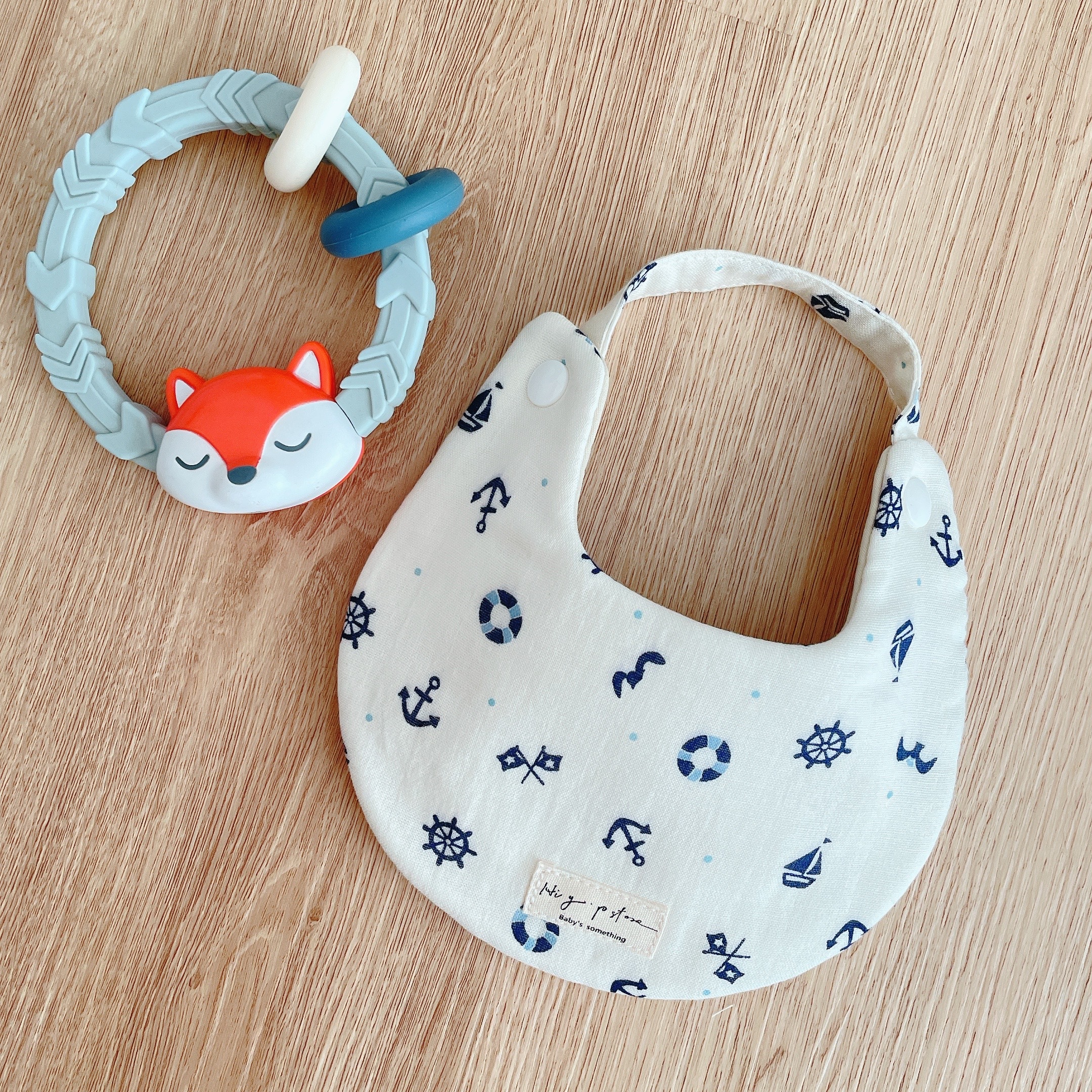 Hi Y.P store-手作圍兜-乘風破浪