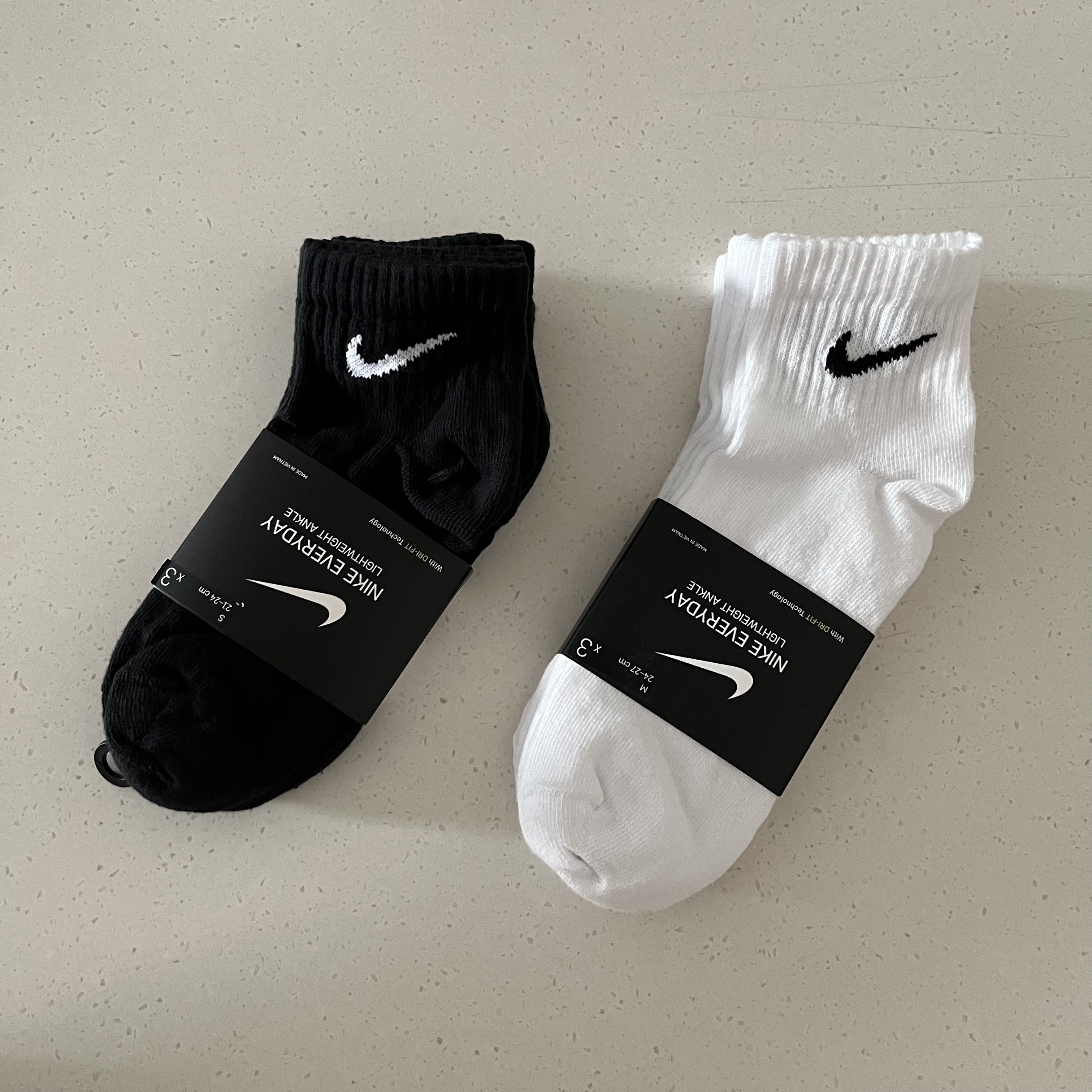 Nike 小勾低筒薄款短襪(2colors)