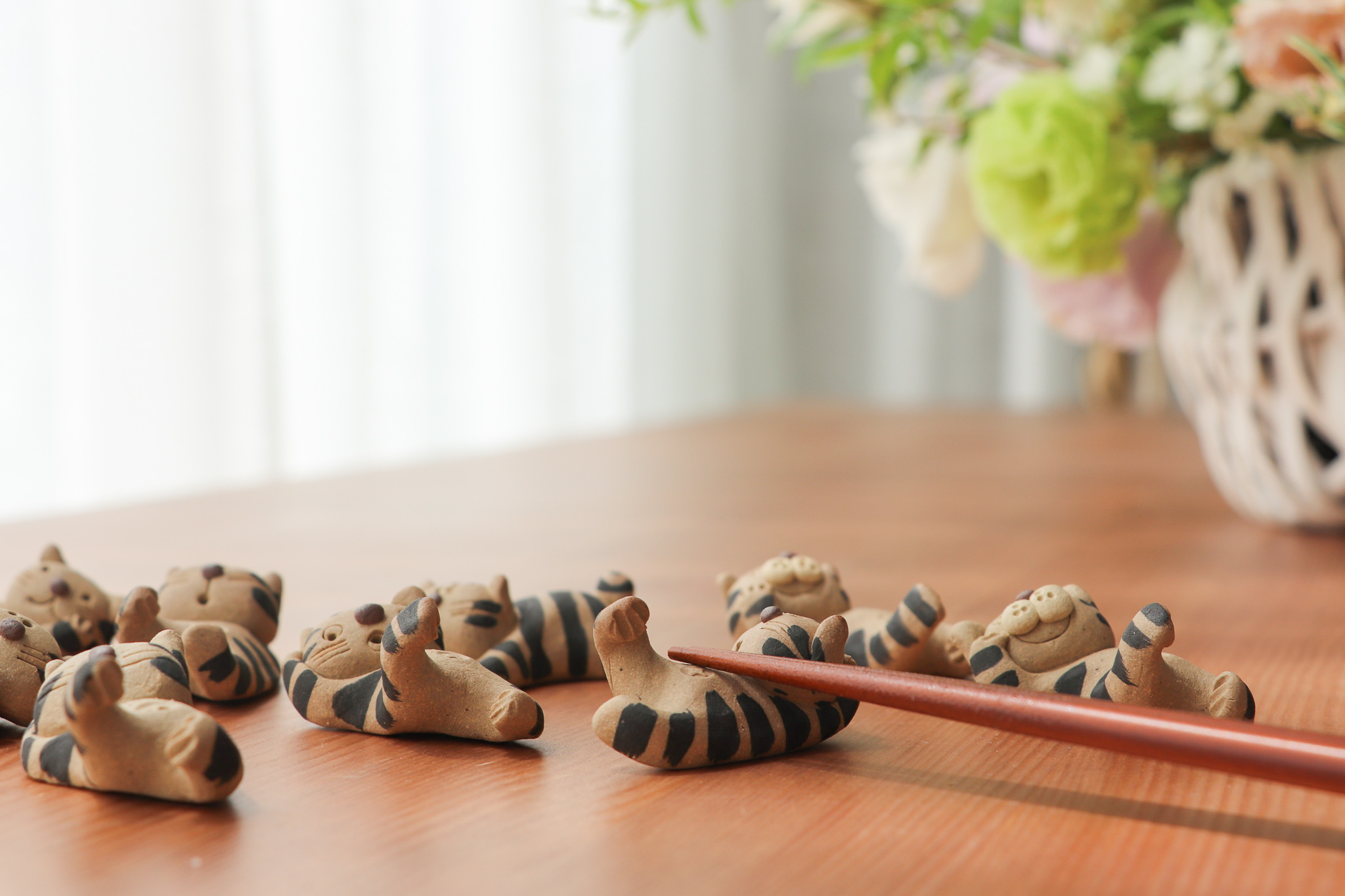 日本 手作虎斑貓 粗陶筷架-不挑款