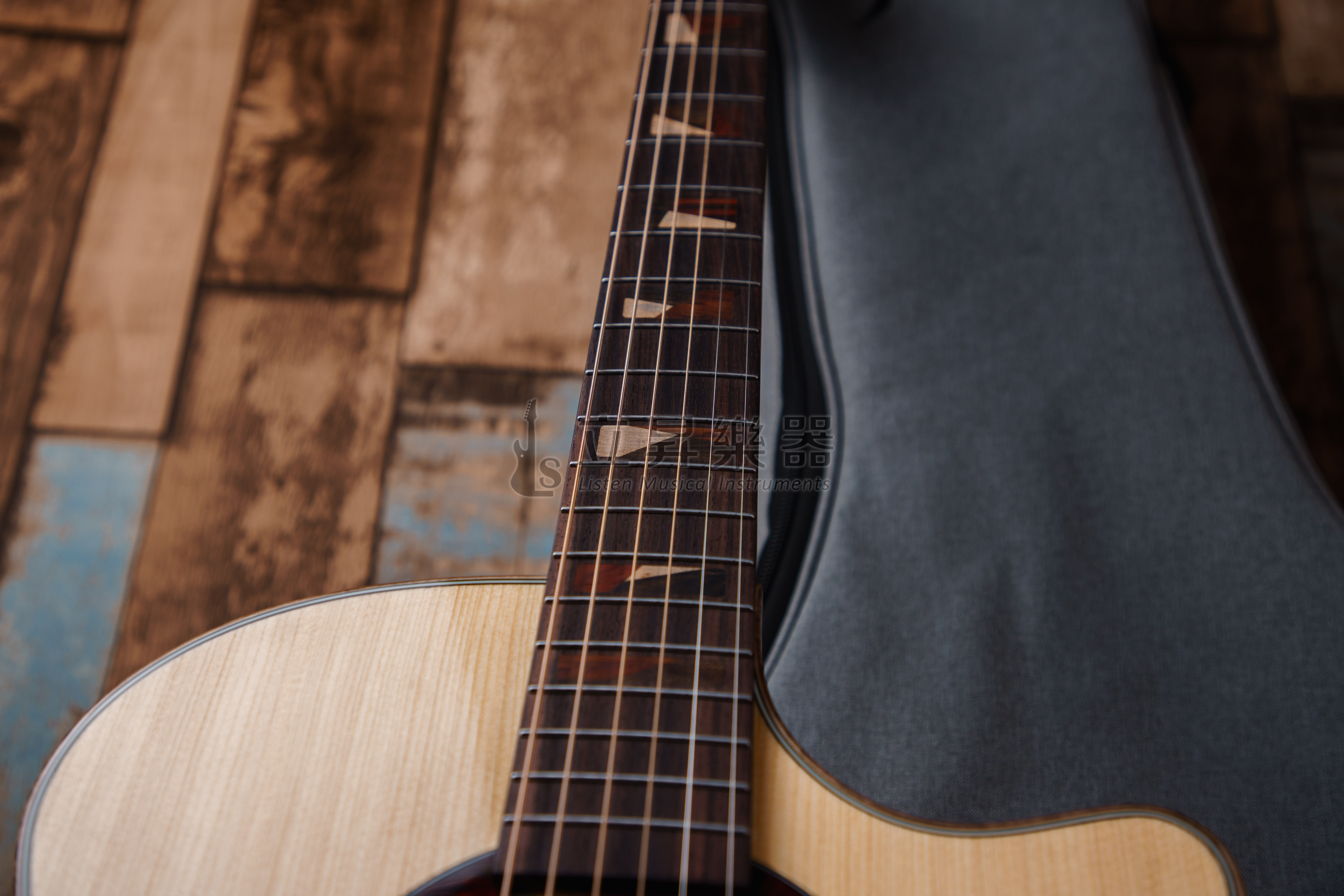 Hsienmo 弦墨 德杉春華 41吋 GA桶缺角 全單板木吉他 德國雲杉面板 附原廠吉他袋 弦墨吉他 第 4 張圖片｜三峽吉他 / Bass