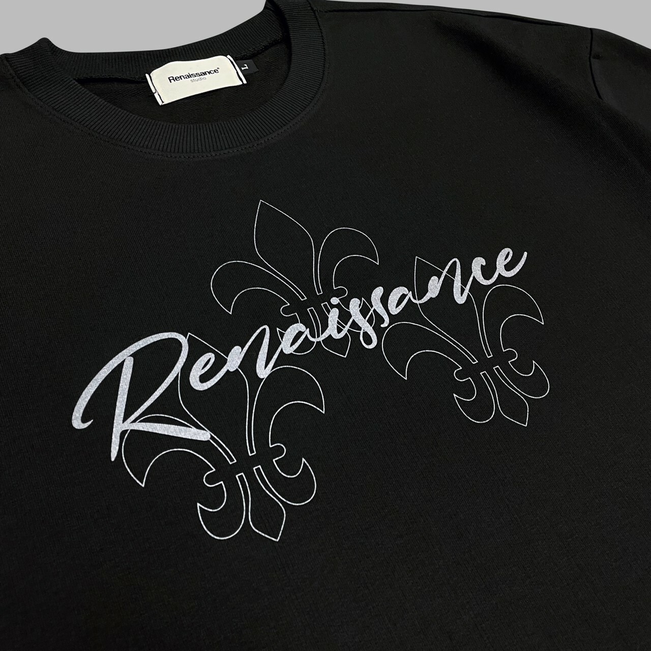 RENAISSANCE 鳶尾花 草寫LOGO 短袖 T “ IRIS LOGO TEE “