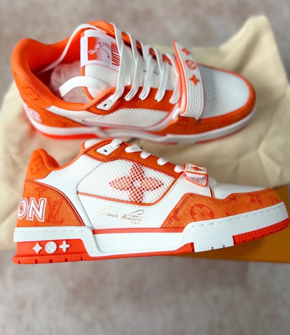 Louis Vuitton LV Trainer 橘色 魔鬼氈