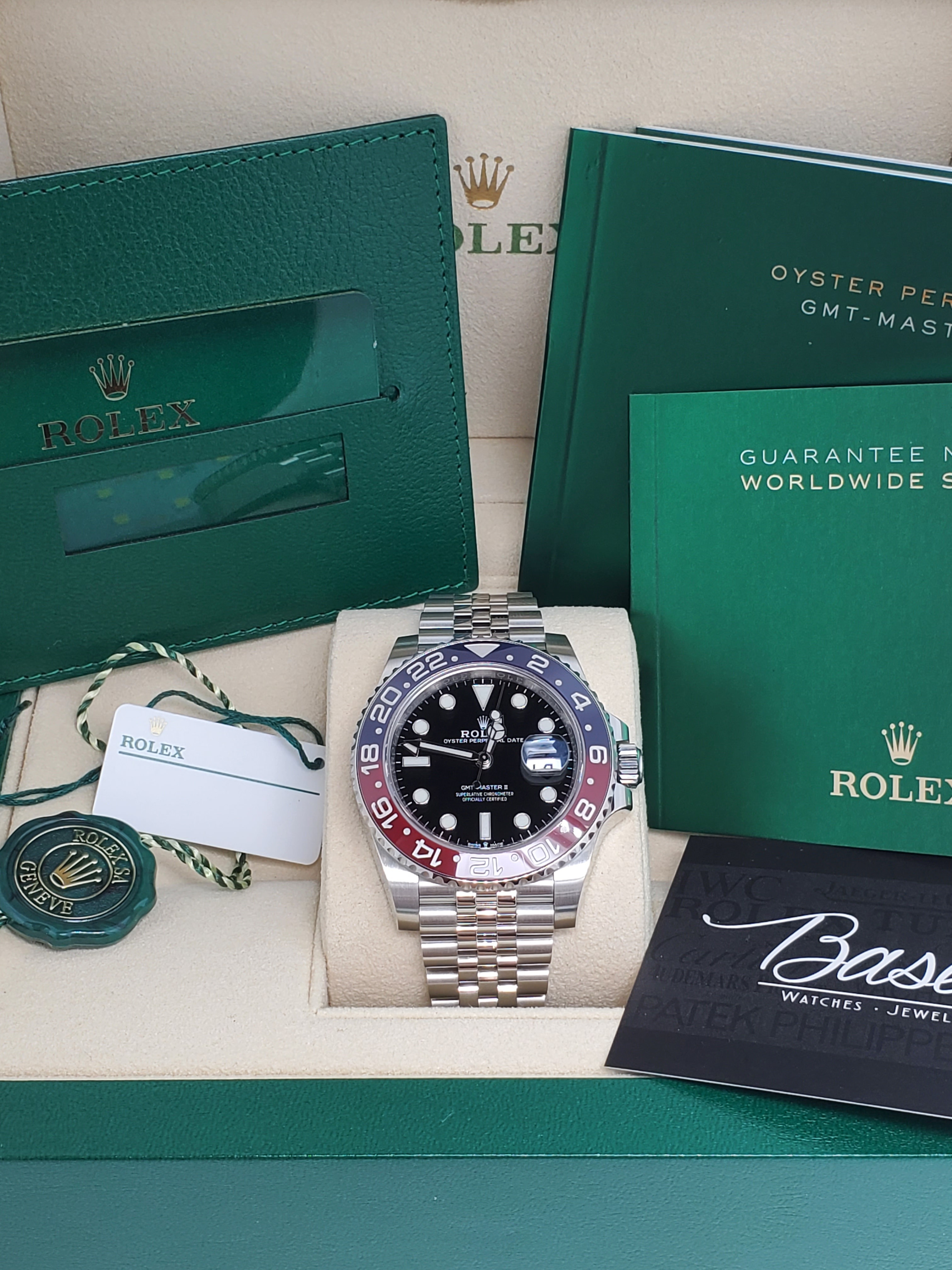 PRE-OWNED ROLEX 126710BLRO 126710 GMT-MASTER II PEPSI STEEL JUBILEE 40 MM - 2020