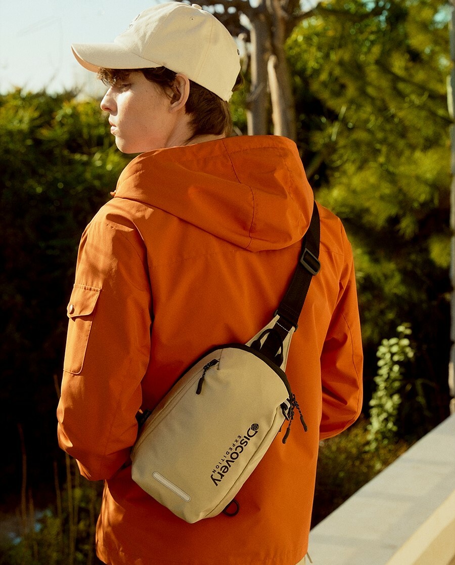 Discovery Easy Sling Bag Air 斜肩包 米色 DXSG0402N-BGS