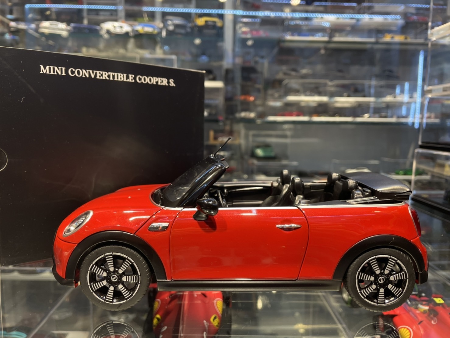 原廠MINI CONVERTIBLE COOPER S 紅色1/18