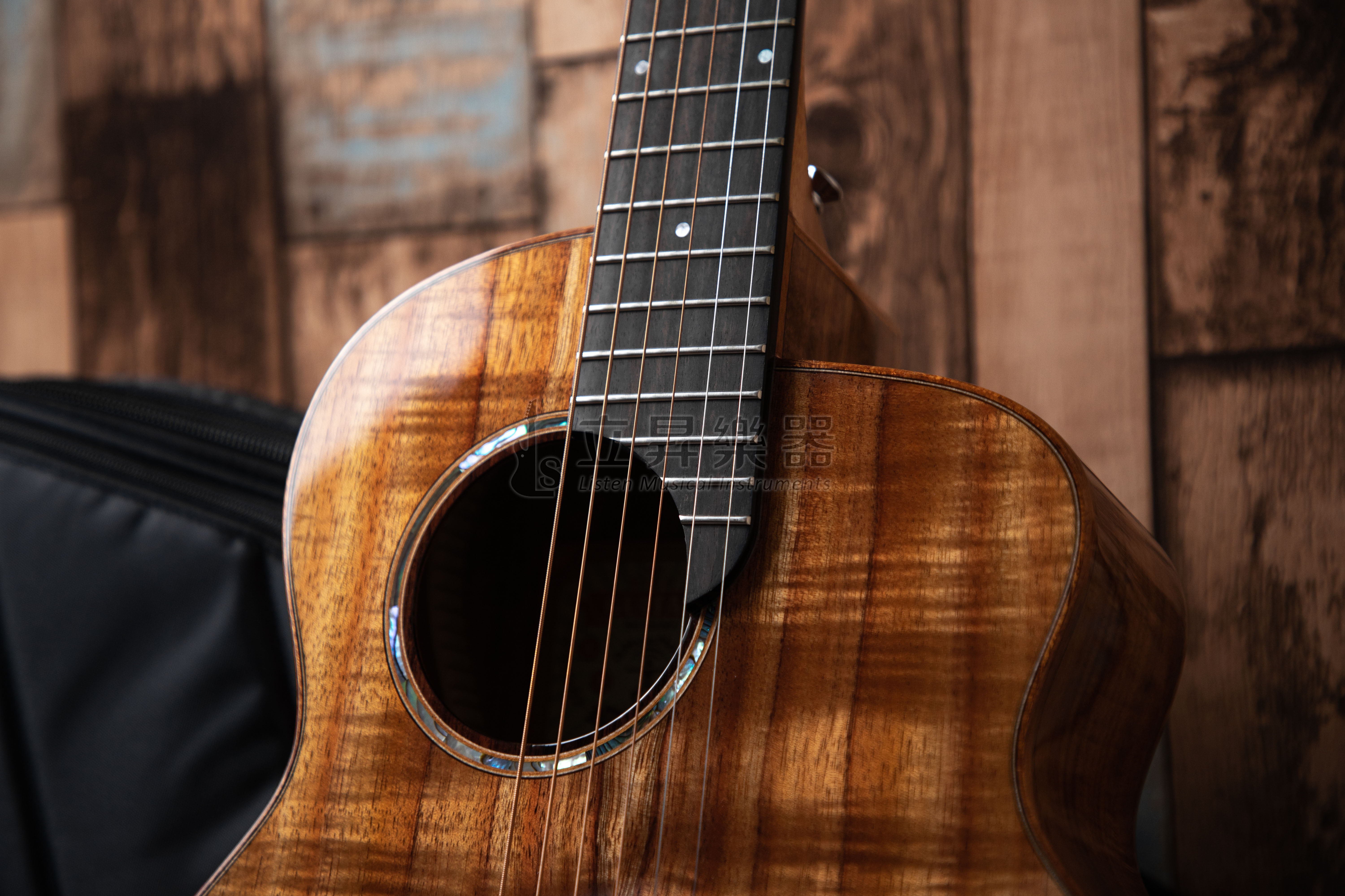 aNueNue aNueNue M88 36吋 旅行吉他 夏威夷相思木面單 附原廠豪華加厚琴袋 2022款 第 3 張圖片｜三峽吉他 / Bass