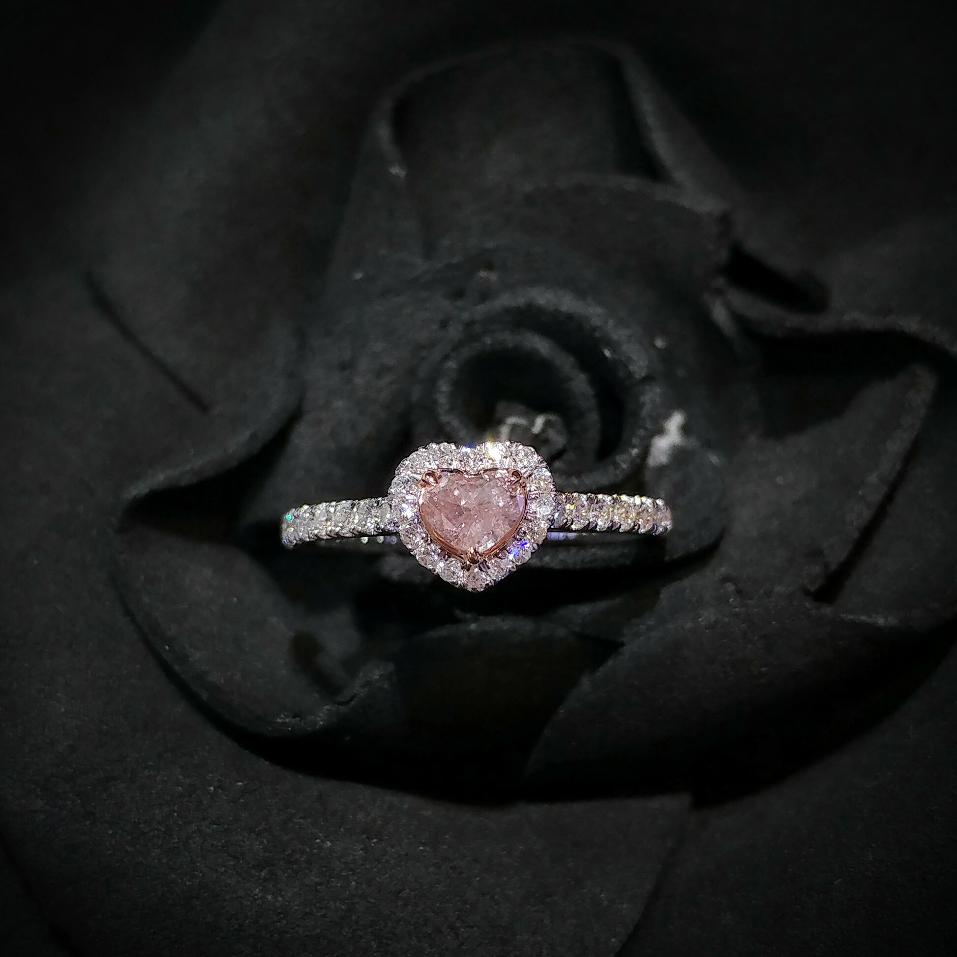 18K Gold 0.49ct Heart Shaped Diamond Ring