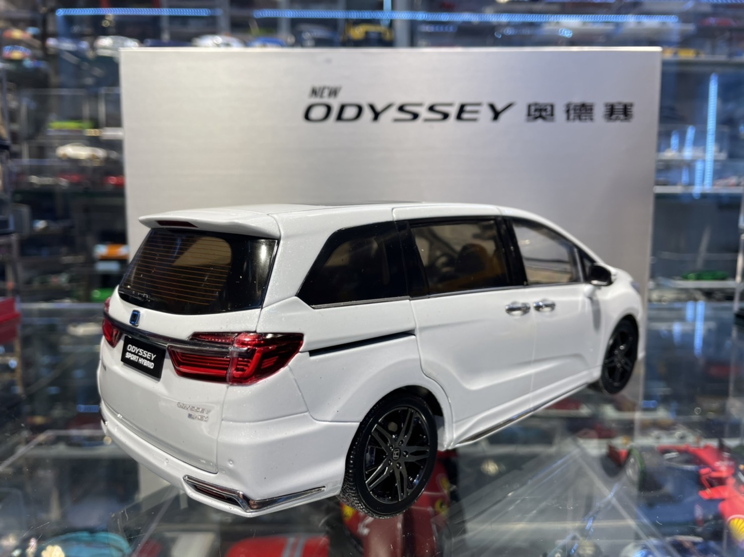 原廠Honda New Odyssey 白色1/18