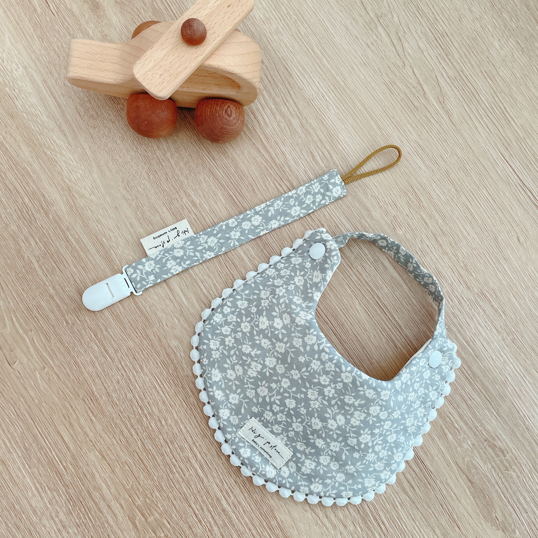 Hi Y.P store-鱷魚夾-幻藍玫瑰