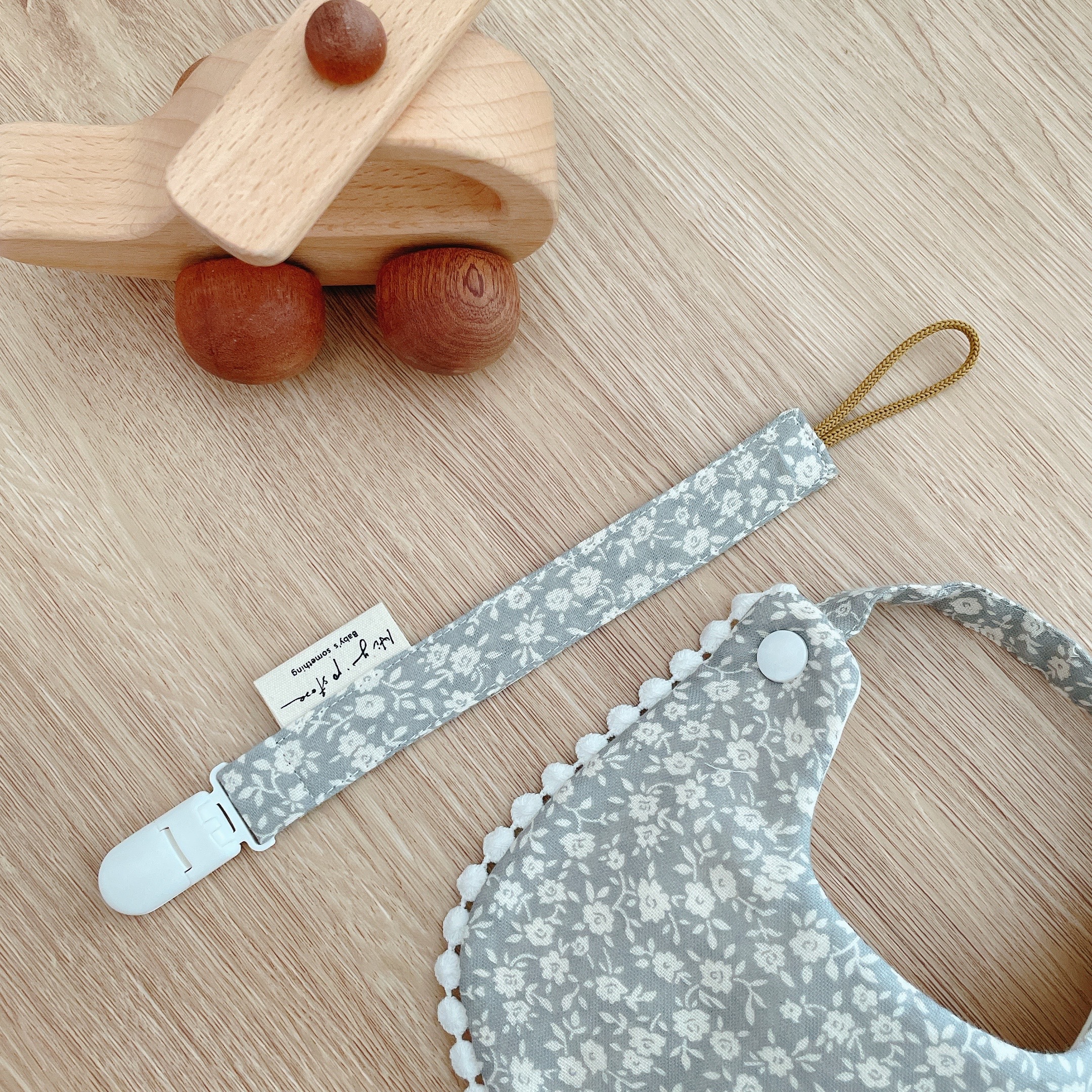 Hi Y.P store-鱷魚夾-幻藍玫瑰