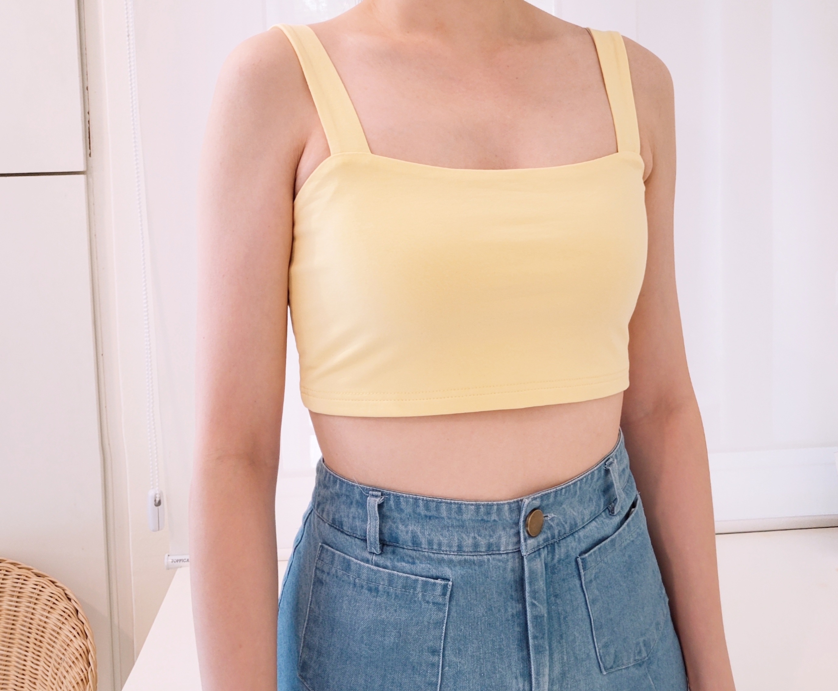 STRAP INNER CROP TOP