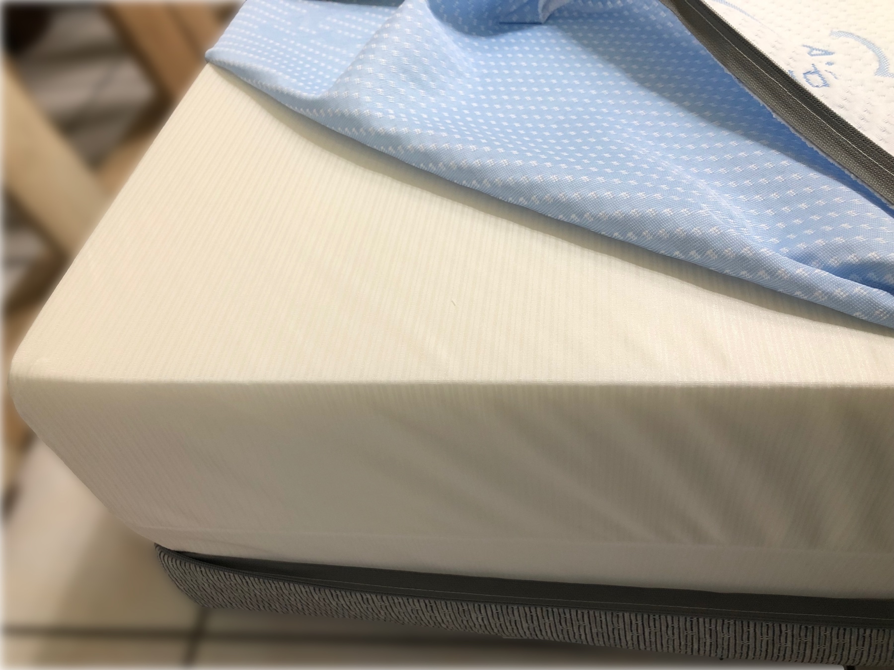 奈奈布丁床墊側面