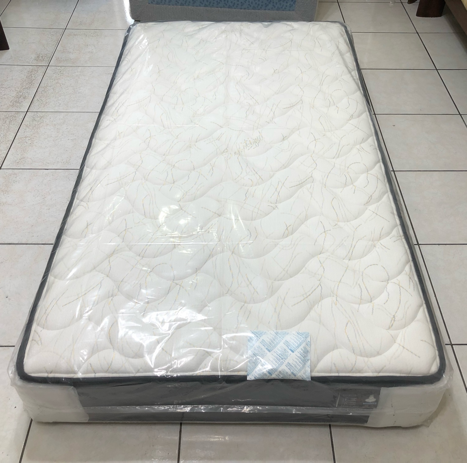 床墊奈奈單人全貌