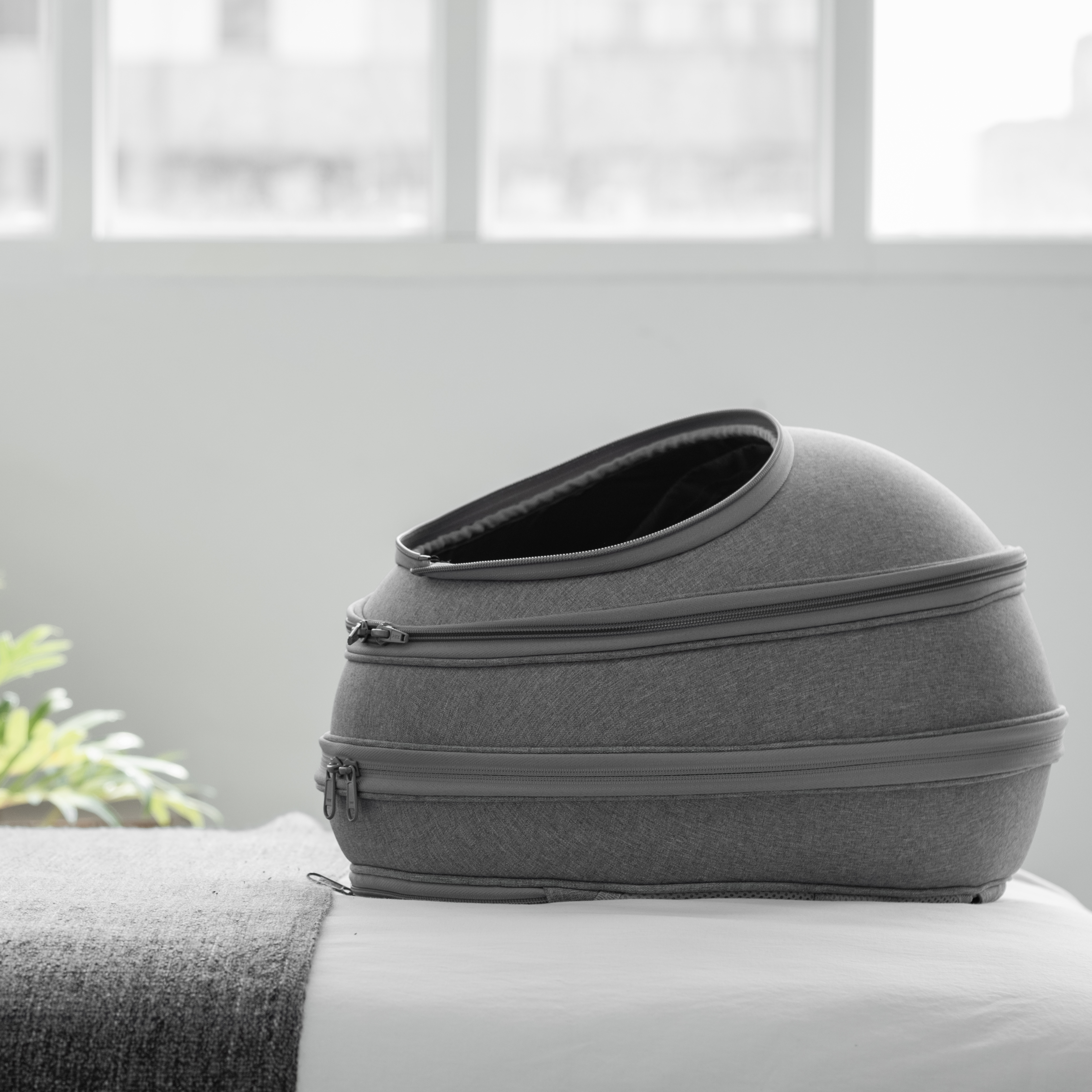 貓咪外出包｜小宅包｜貓蛋｜優雅淺灰 - housmall