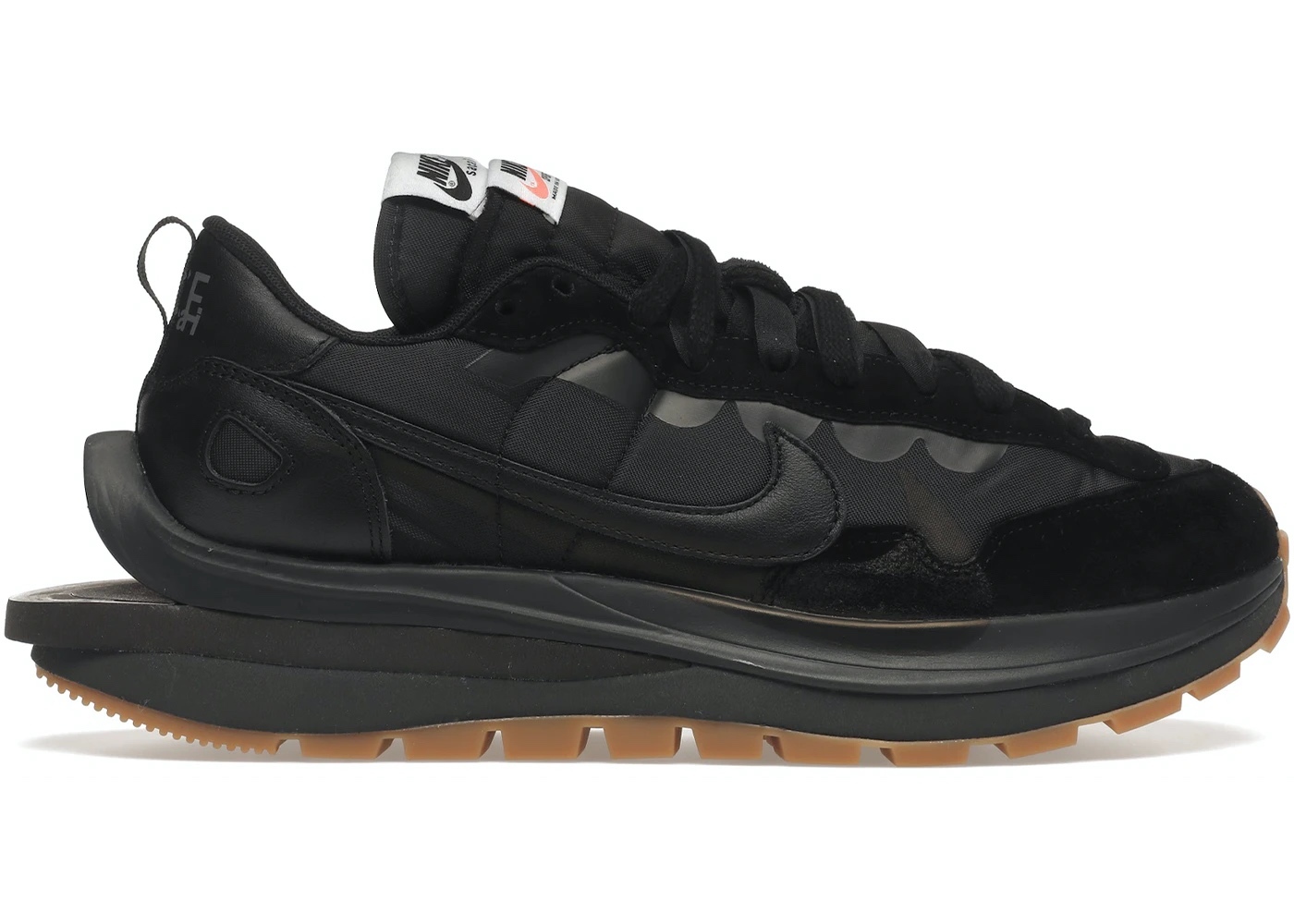 nike sacai vaporwaffle black