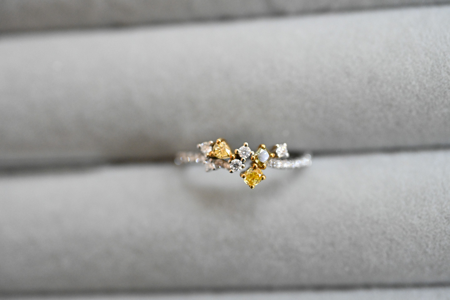 18K Fancy Color Diamond Ring