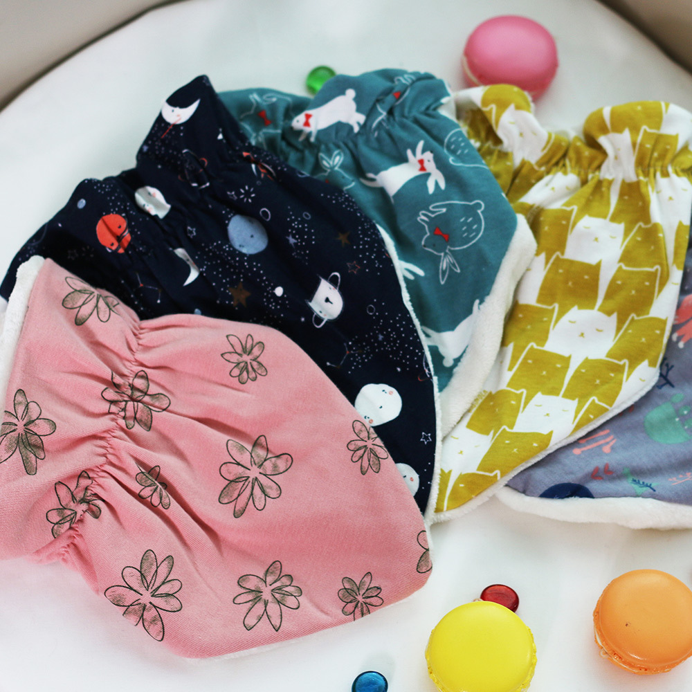 柔軟雙層加絨保暖三角口水圍巾-5款