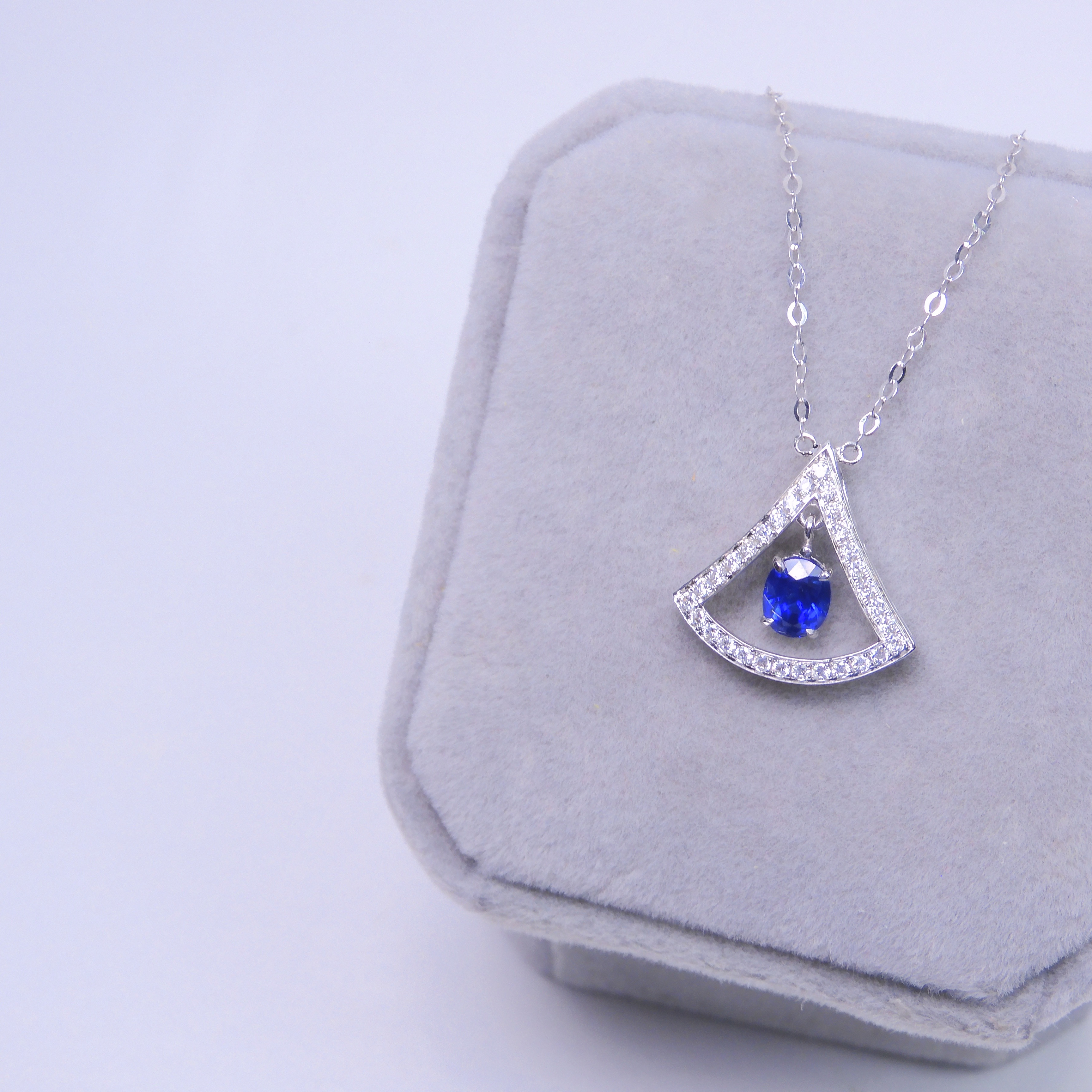 18K金 0.55ct 藍寶石項鏈