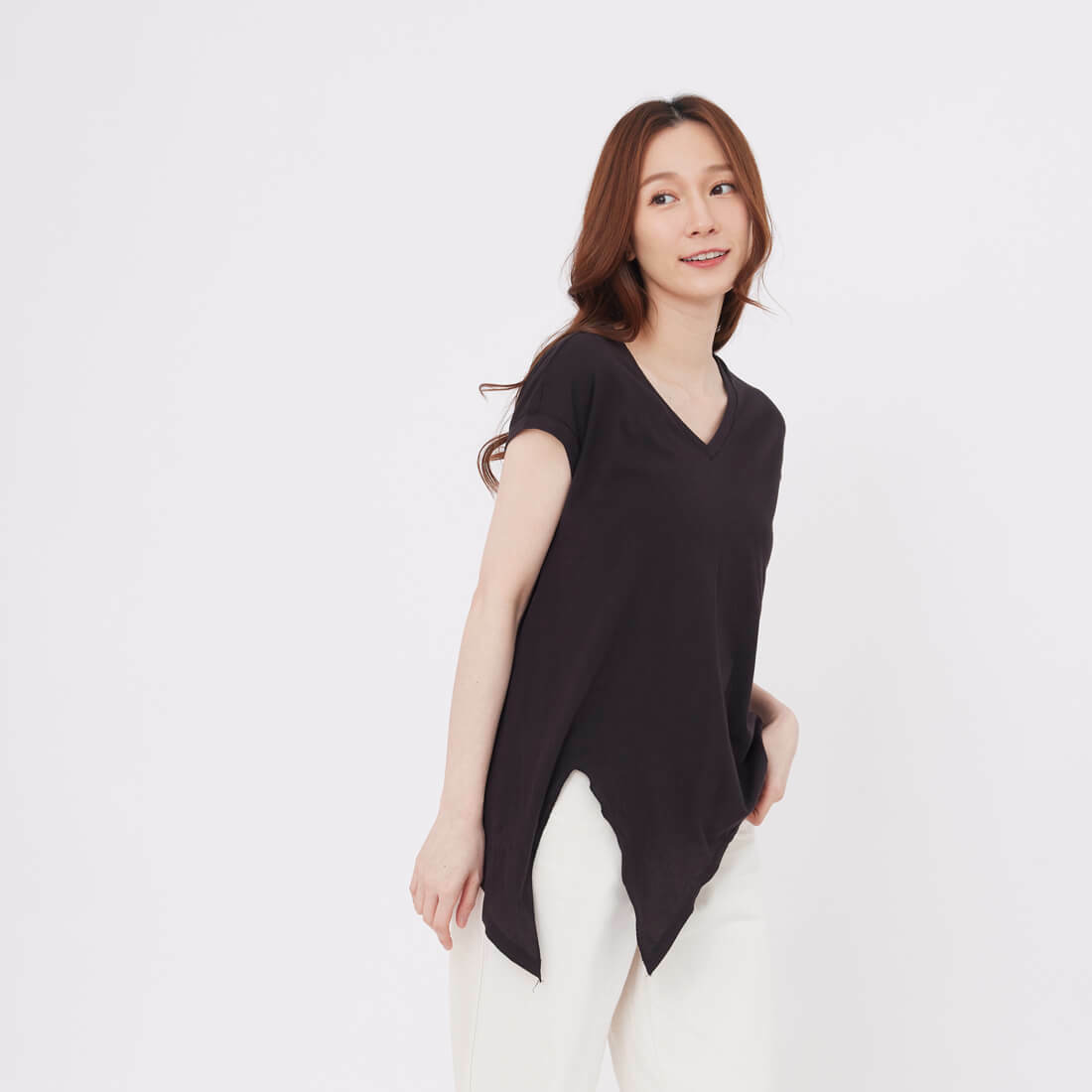 軟綿棉V領扭結上衣/黑