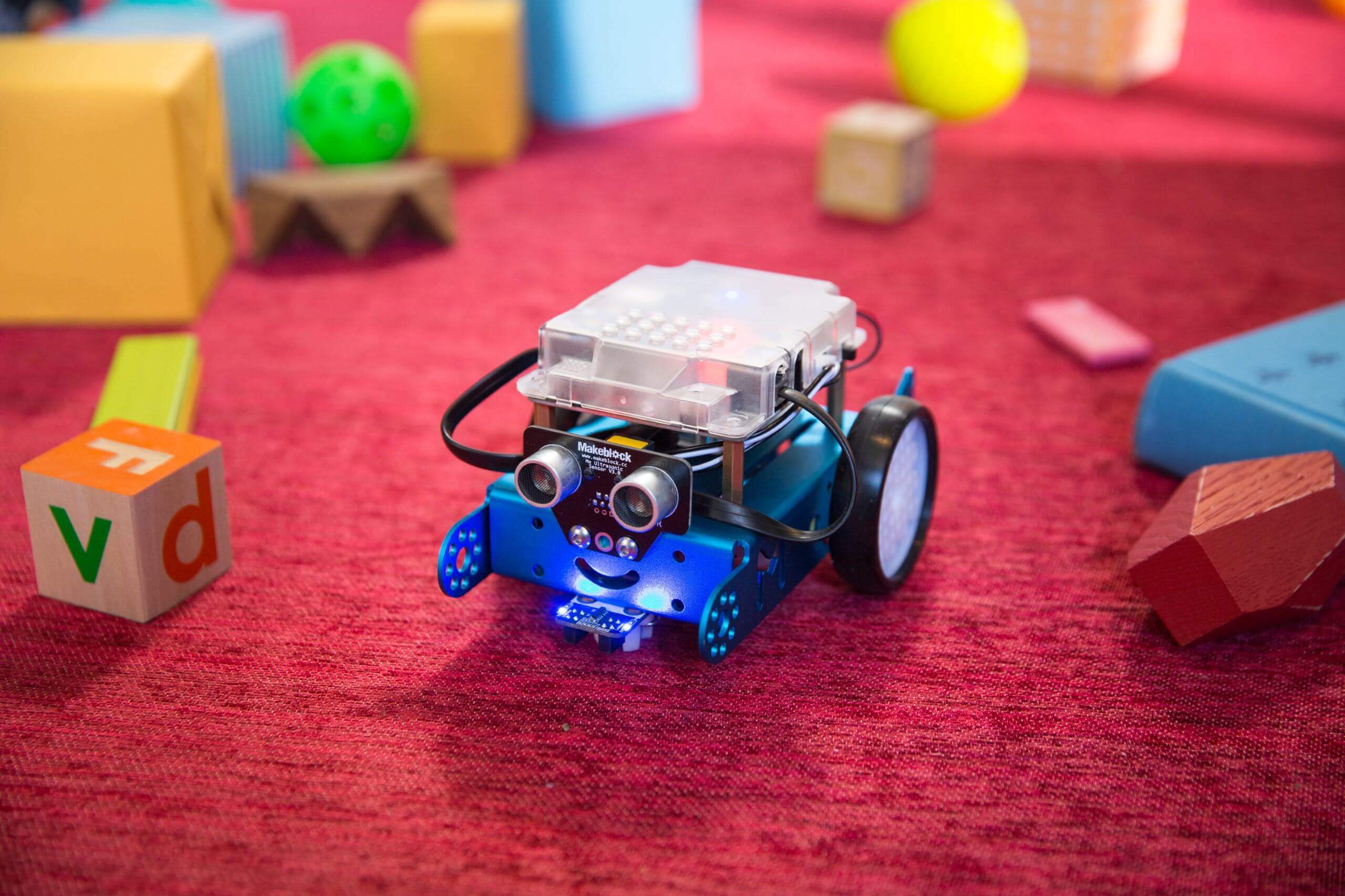 Makeblock mBot V1.2-Blue (Bluetooth Version) - 9 Languages