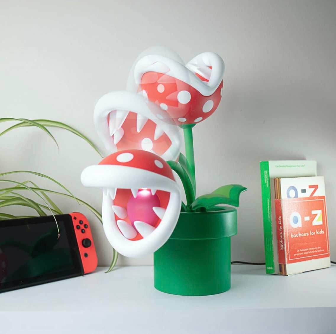 Paladone,SuperMario,食人花桌燈,瑪莉歐,瑪莉歐周邊,任天堂,無敵星星,小夜燈,玩具,親子童品