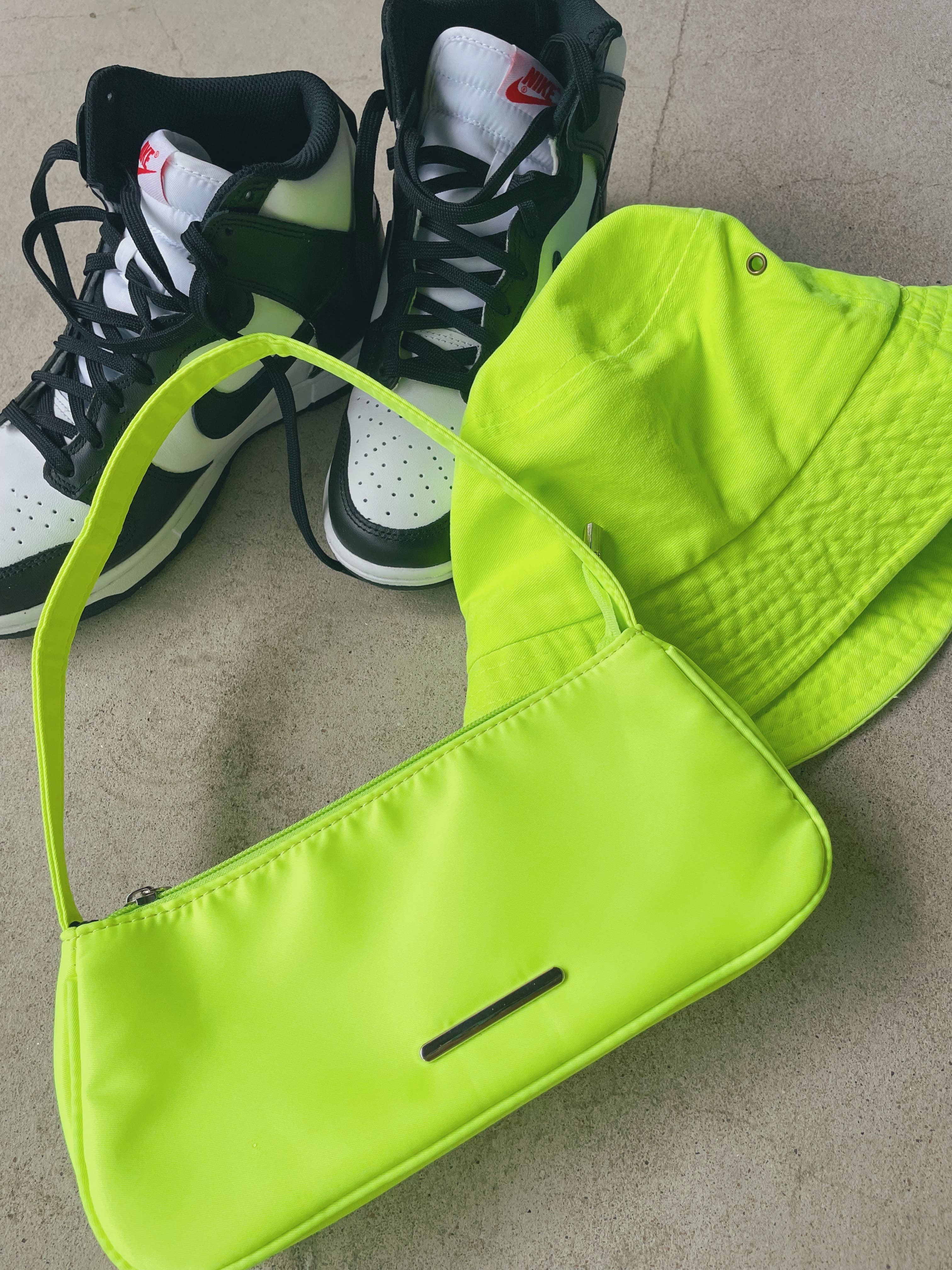 螢光色尼龍小包