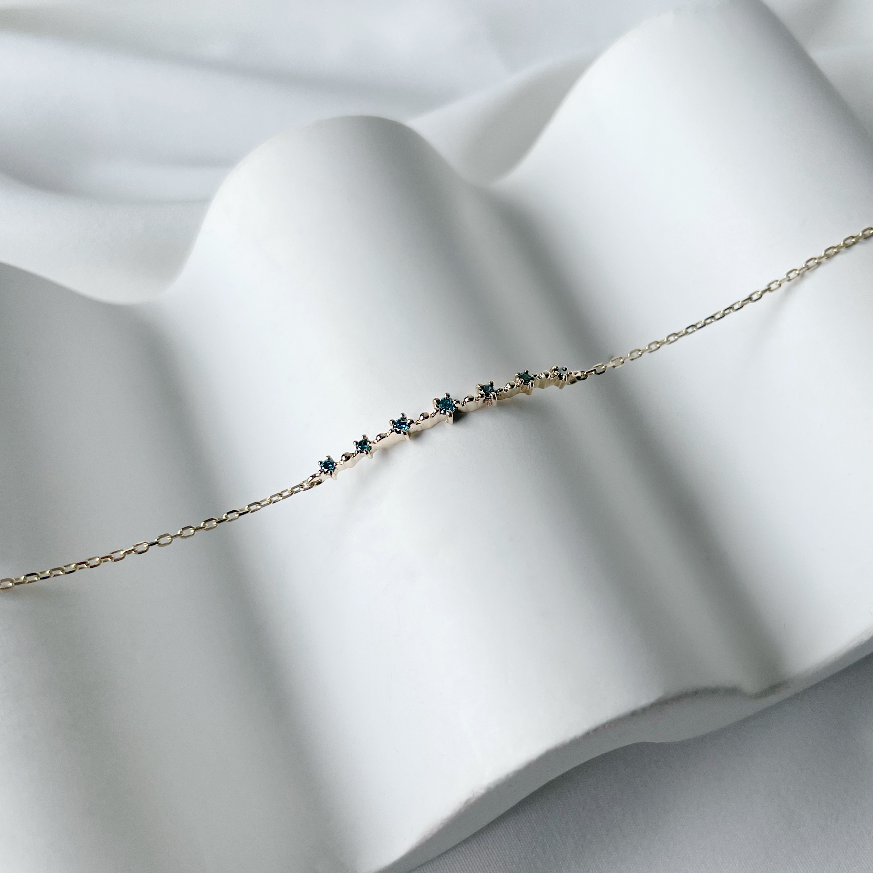 14K Stardust弧排藍鑽手鏈