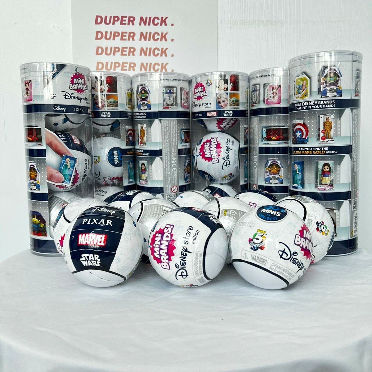 迪士尼 正版 驚喜球