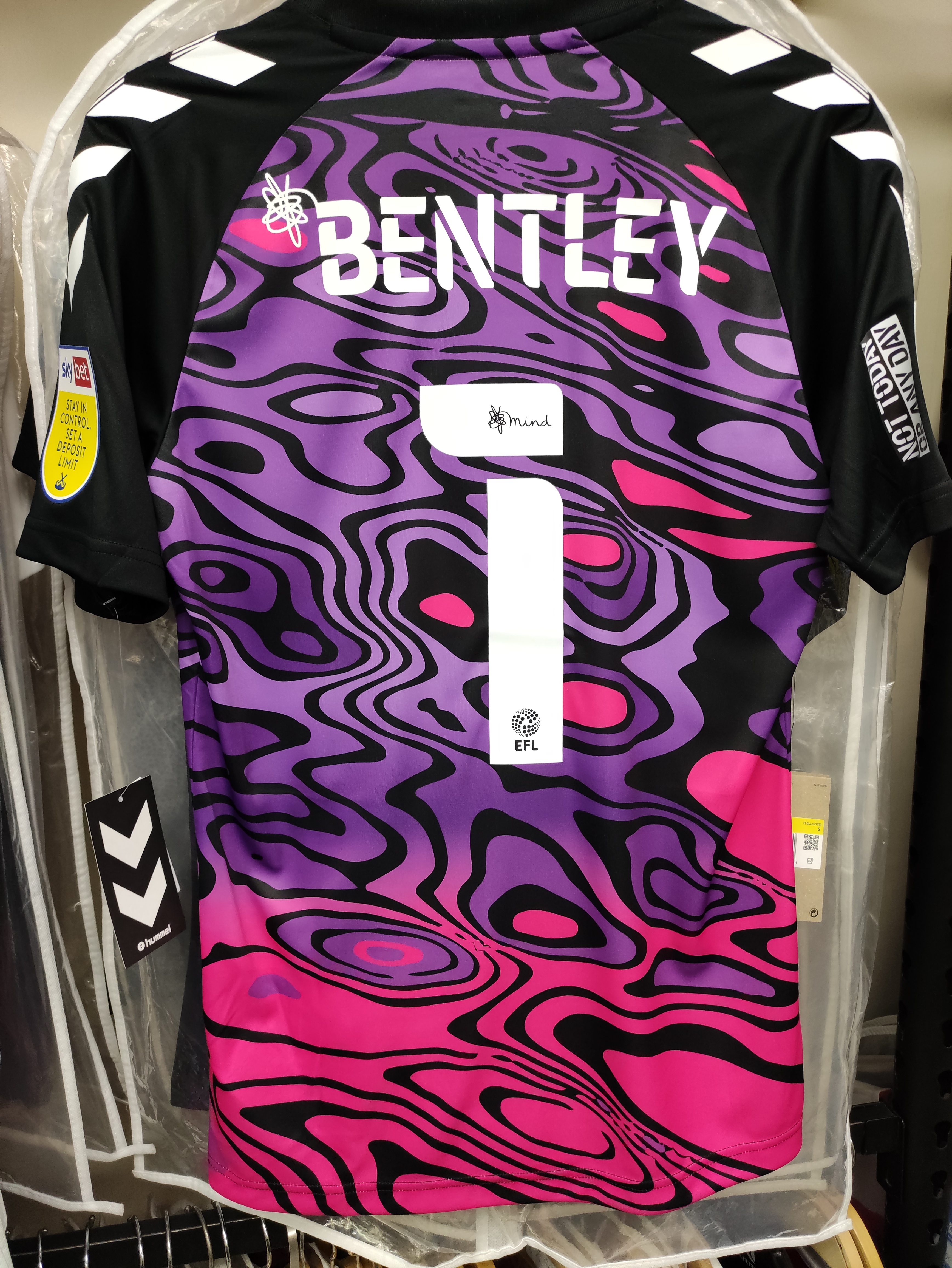 21-22布里斯托城黑色龍門球衣