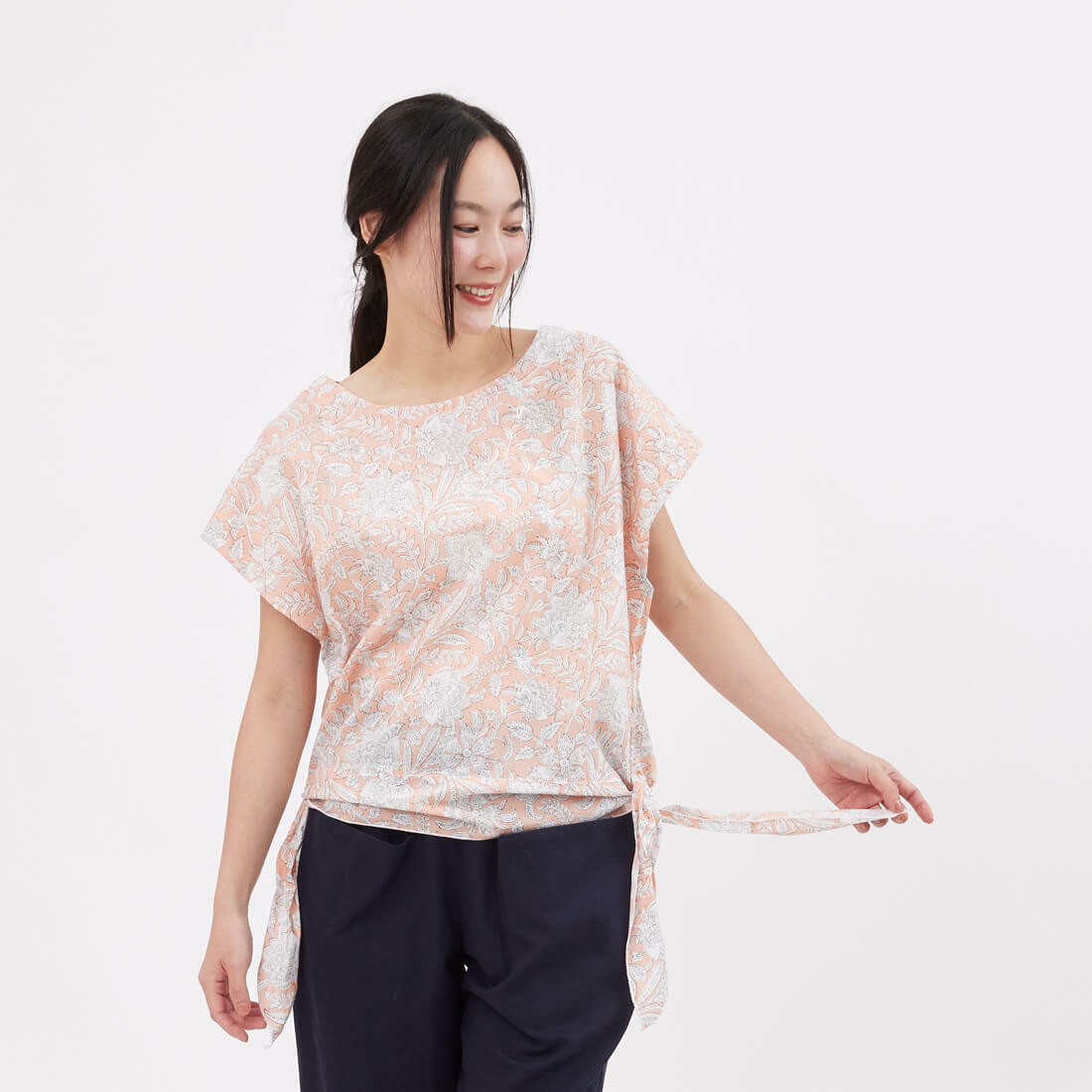 Elisa花卉印花綁帶上衣/櫻粉