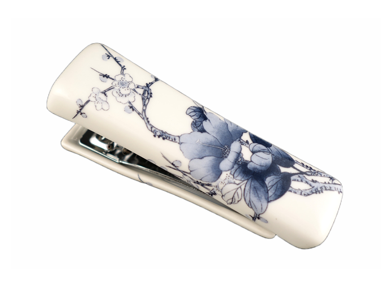 S03-青花梅花陶瓷釘書機