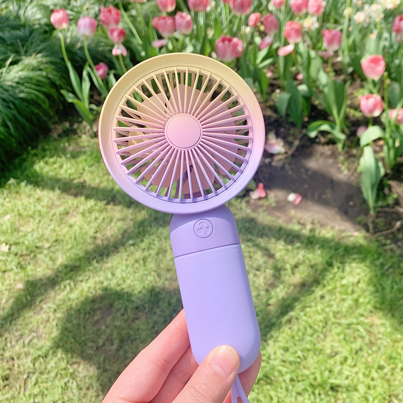 彩虹手持風扇(充電式.附線) 兩色隨機出貨 休閒/戶外/電扇 89CUG9044