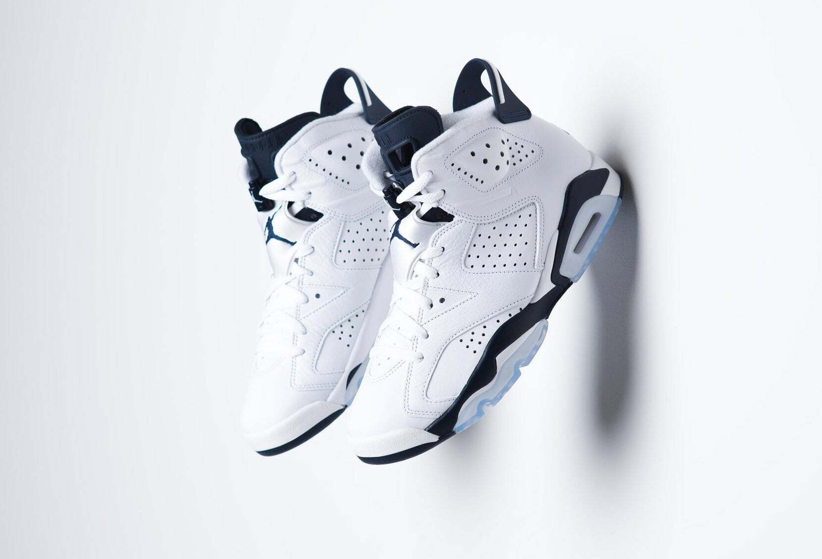 AIR JORDAN 6 RETRO 