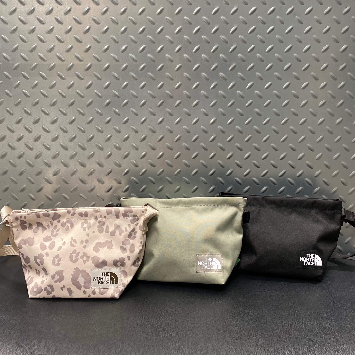 THE NORTH FACE 簡便 側背包 黑 綠 豹紋 NN2PN64