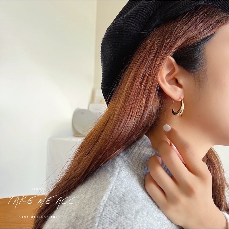 大橢圓圈圈｜純銀針耳環