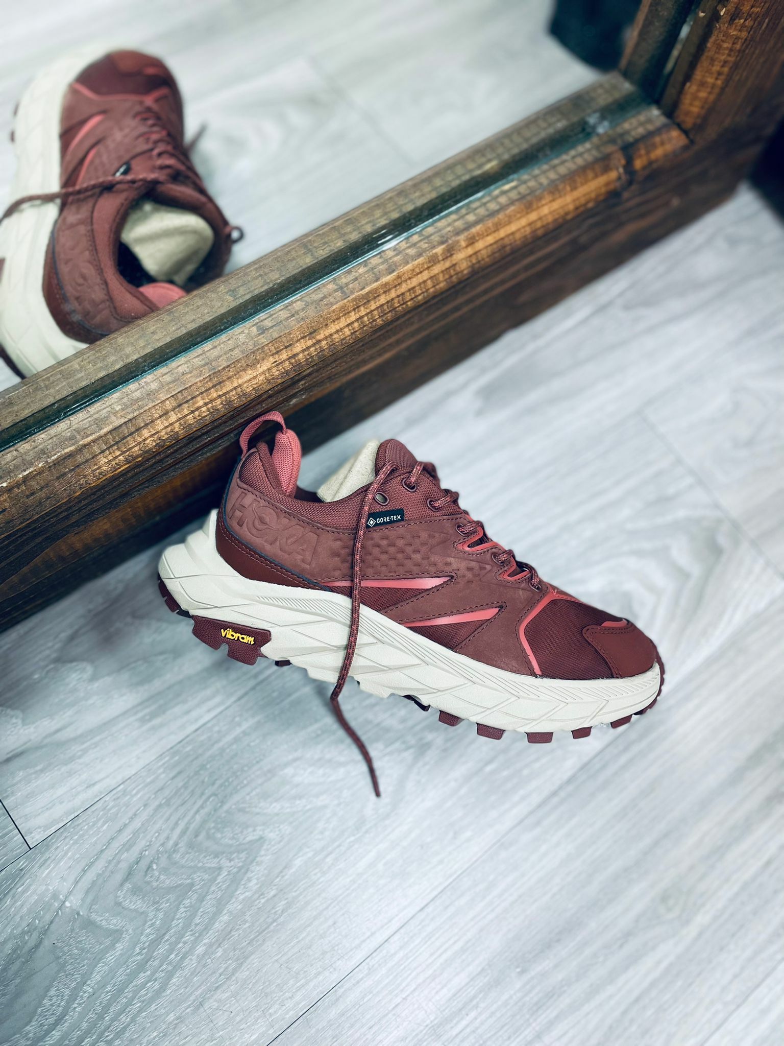 {現貨} Hoka One One Anacapa Low Gore-tex Womens