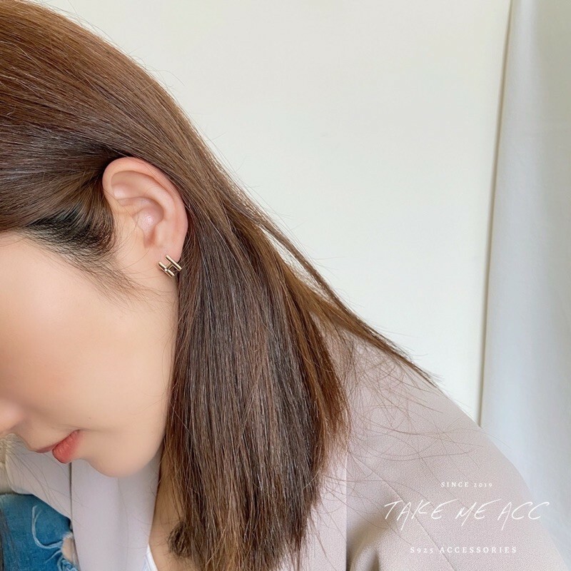 簡約字母H｜純銀針耳環