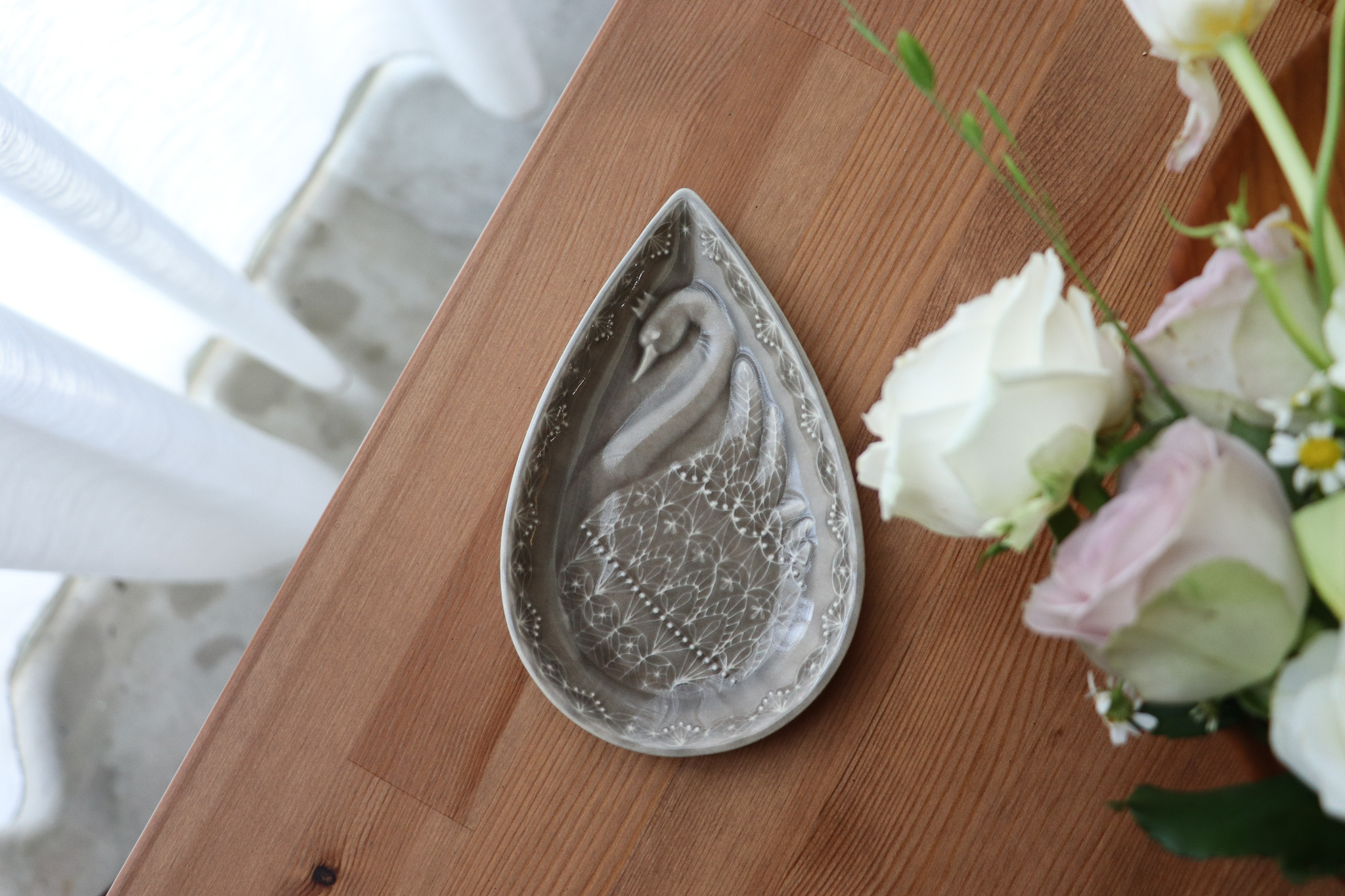 益子燒 珍珠石灰 天鵝 水滴造型皿